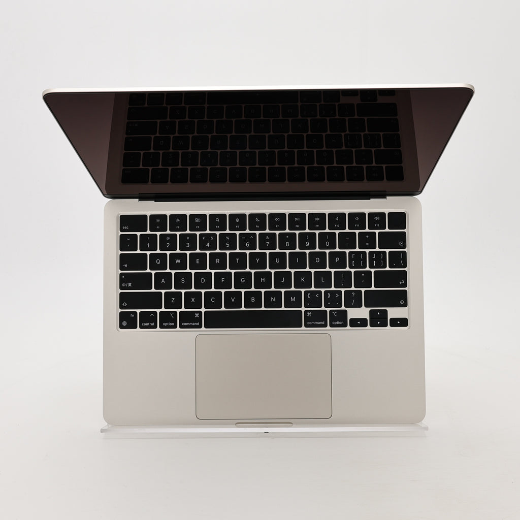 95新 Apple MacBook Air 22年 13寸 M2（8+8核） 8G RAM 256G SSD 星光色