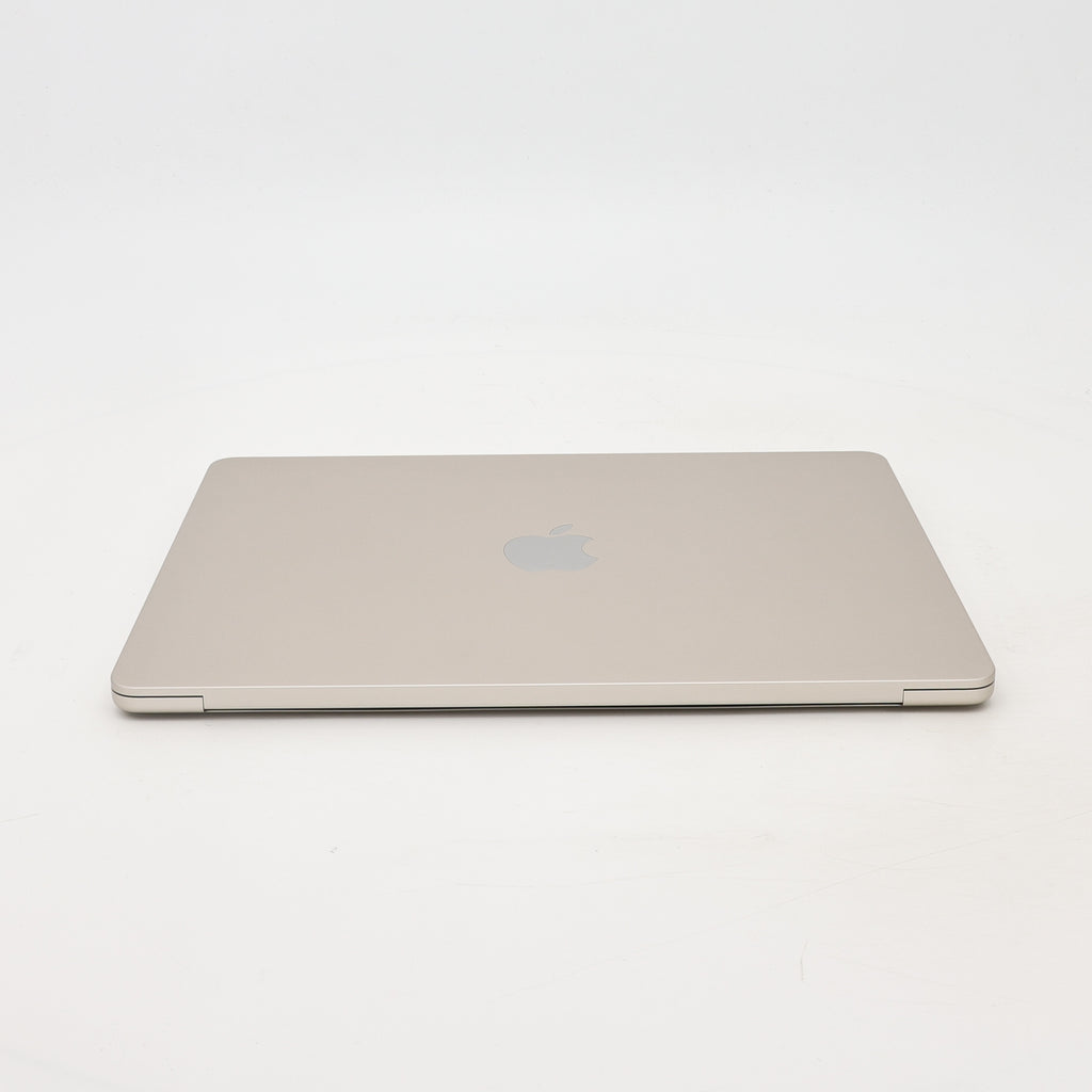 95新 Apple MacBook Air 22年 13寸 M2（8+8核） 8G RAM 256G SSD 星光色