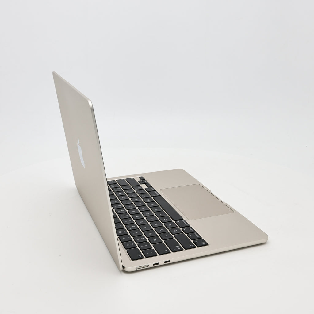 95新 Apple MacBook Air 22年 13寸 M2（8+10核） 8G RAM 512G SSD 星光色