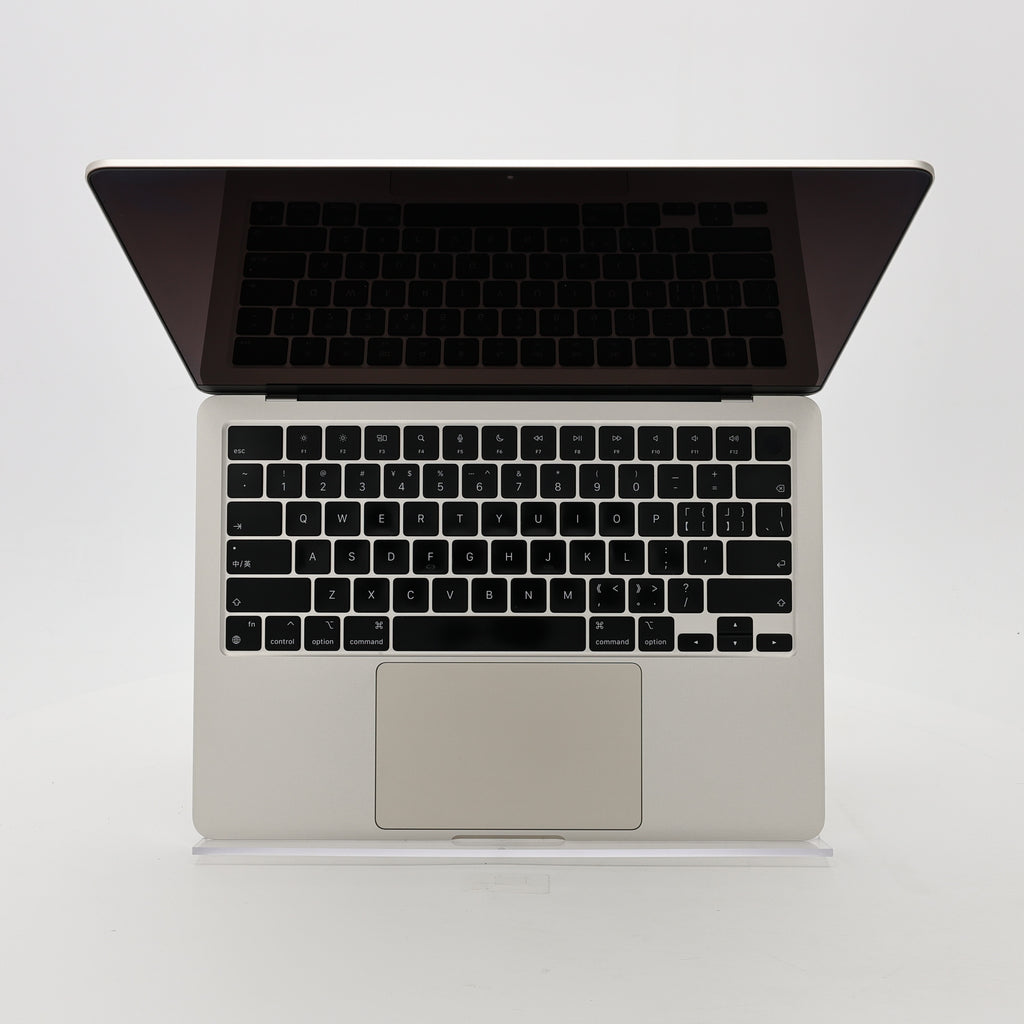 95新 Apple MacBook Air 22年 13寸 M2（8+10核） 8G RAM 512G SSD 星光色