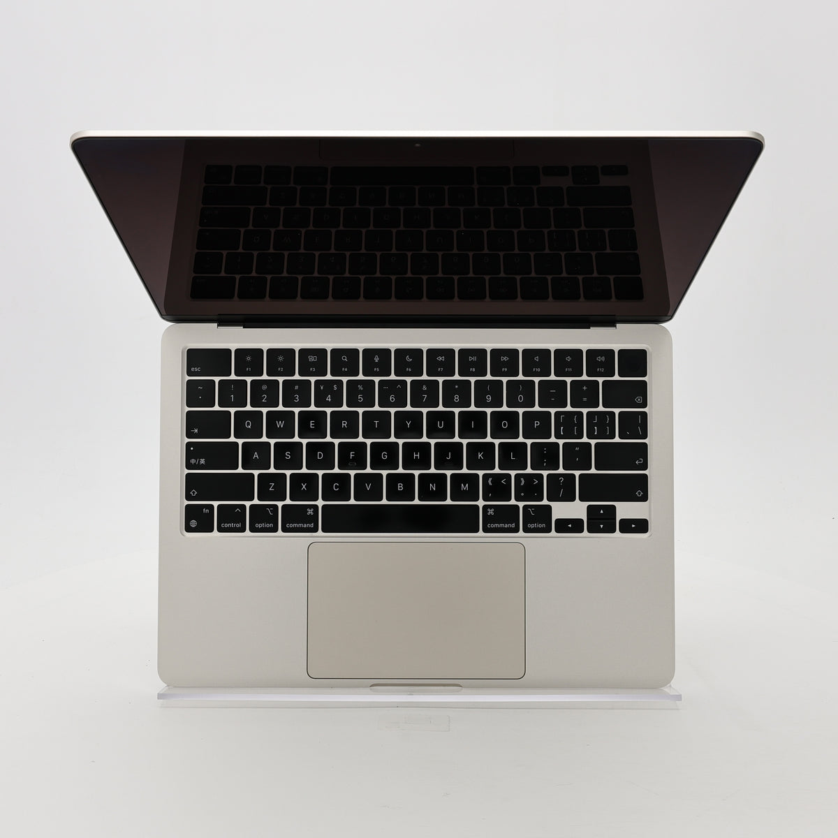 95新 Apple MacBook Air 22年 13寸 M2（8+10核） 8G RAM 512G SSD 星光色