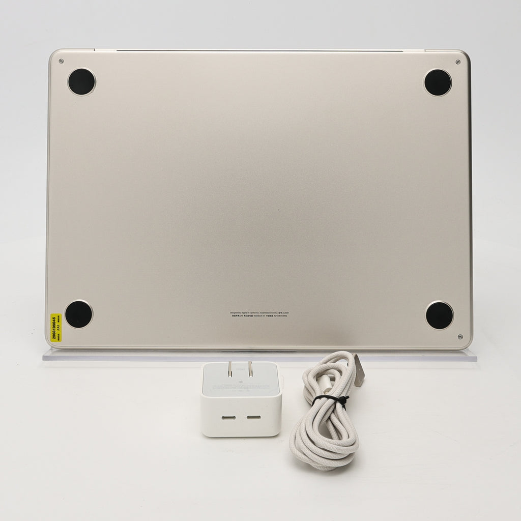 95新 Apple MacBook Air 22年 13寸 M2（8+10核） 8G RAM 512G SSD 星光色