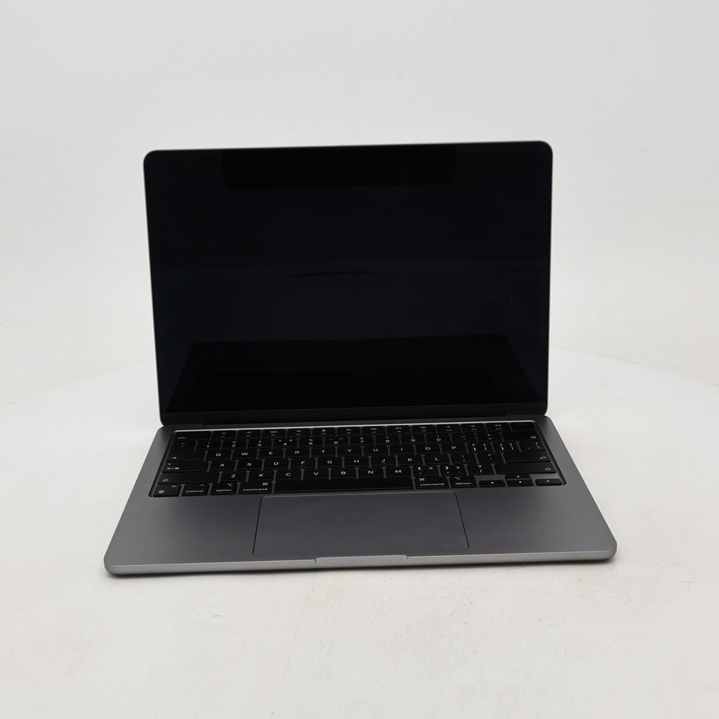 95新 Apple MacBook Air 22年 13寸 M2（8+8核） 8G RAM 256G SSD 深空灰色