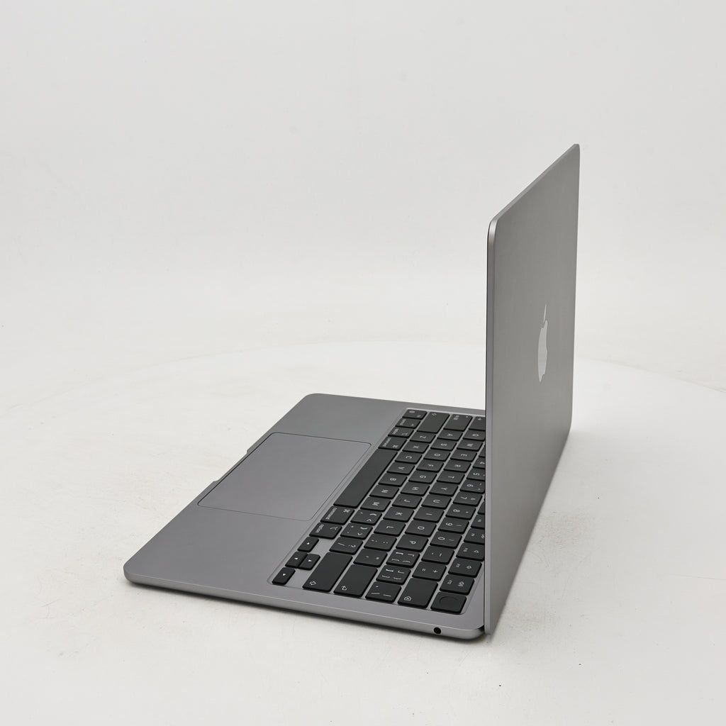 95新 Apple MacBook Air 22年 13寸 M2（8+8核） 8G RAM 256G SSD 深空灰色