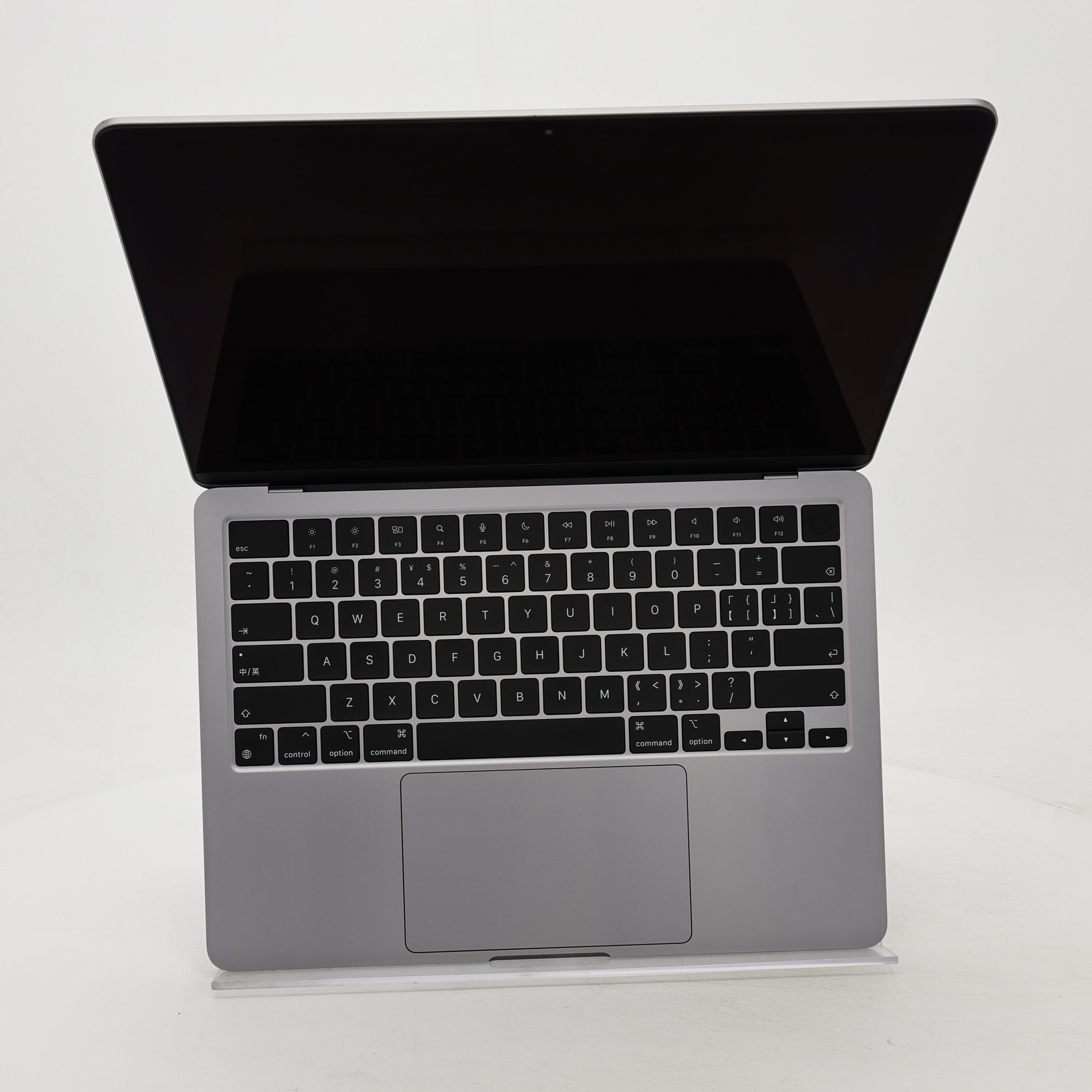 95新 Apple MacBook Air 22年 13寸 M2（8+8核） 8G RAM 256G SSD 深空灰色