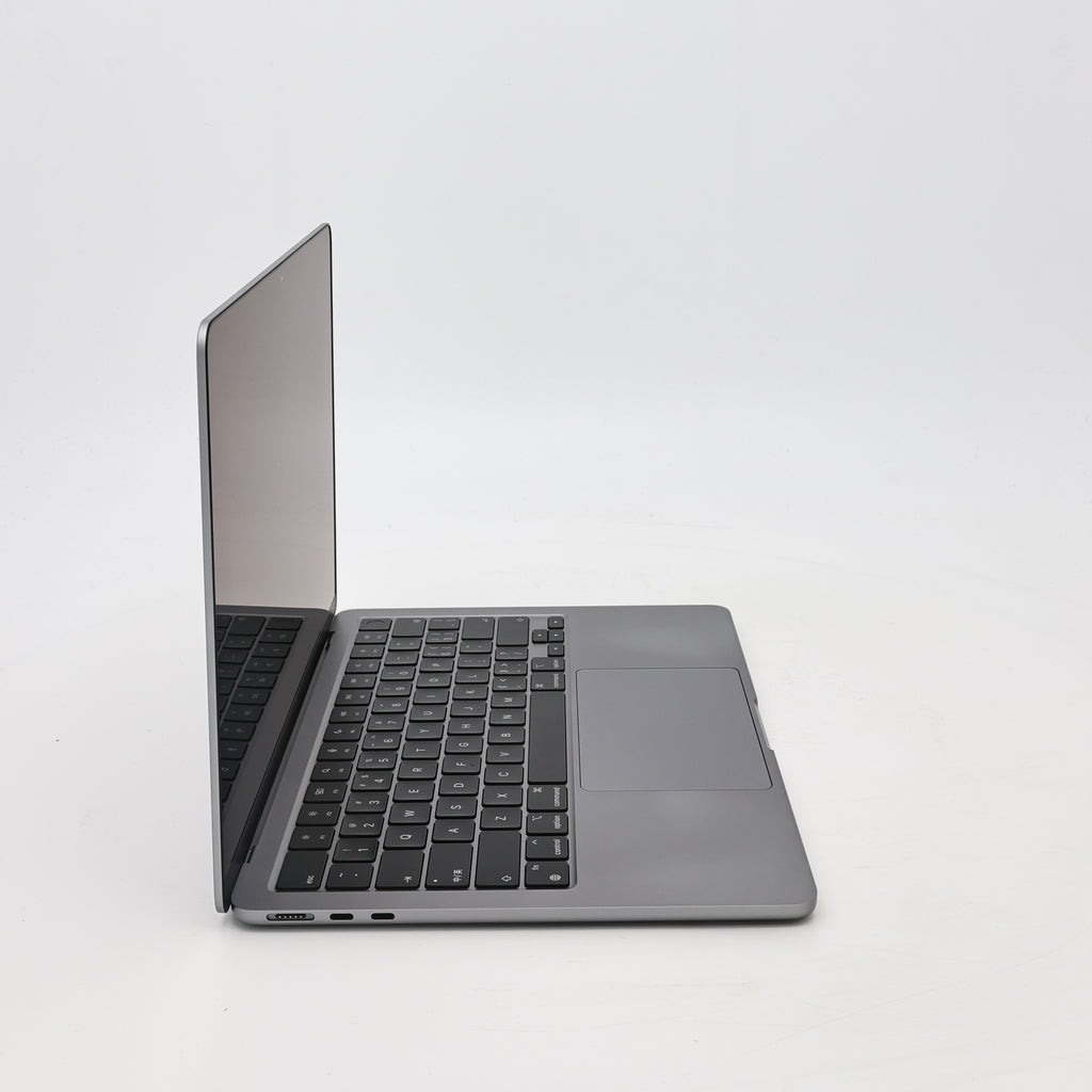 95新 Apple MacBook Air 24年 13寸 M3（8+8核） 8G RAM 256G SSD 深空灰色