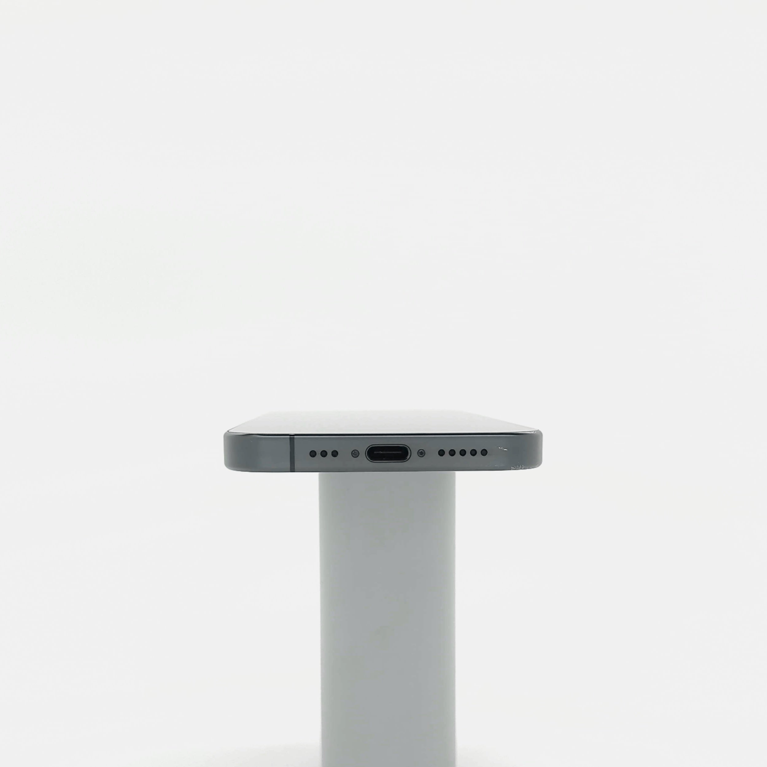 95新 Apple iPhone 15 Pro 128G 黑色鈦金屬 中國大陸版