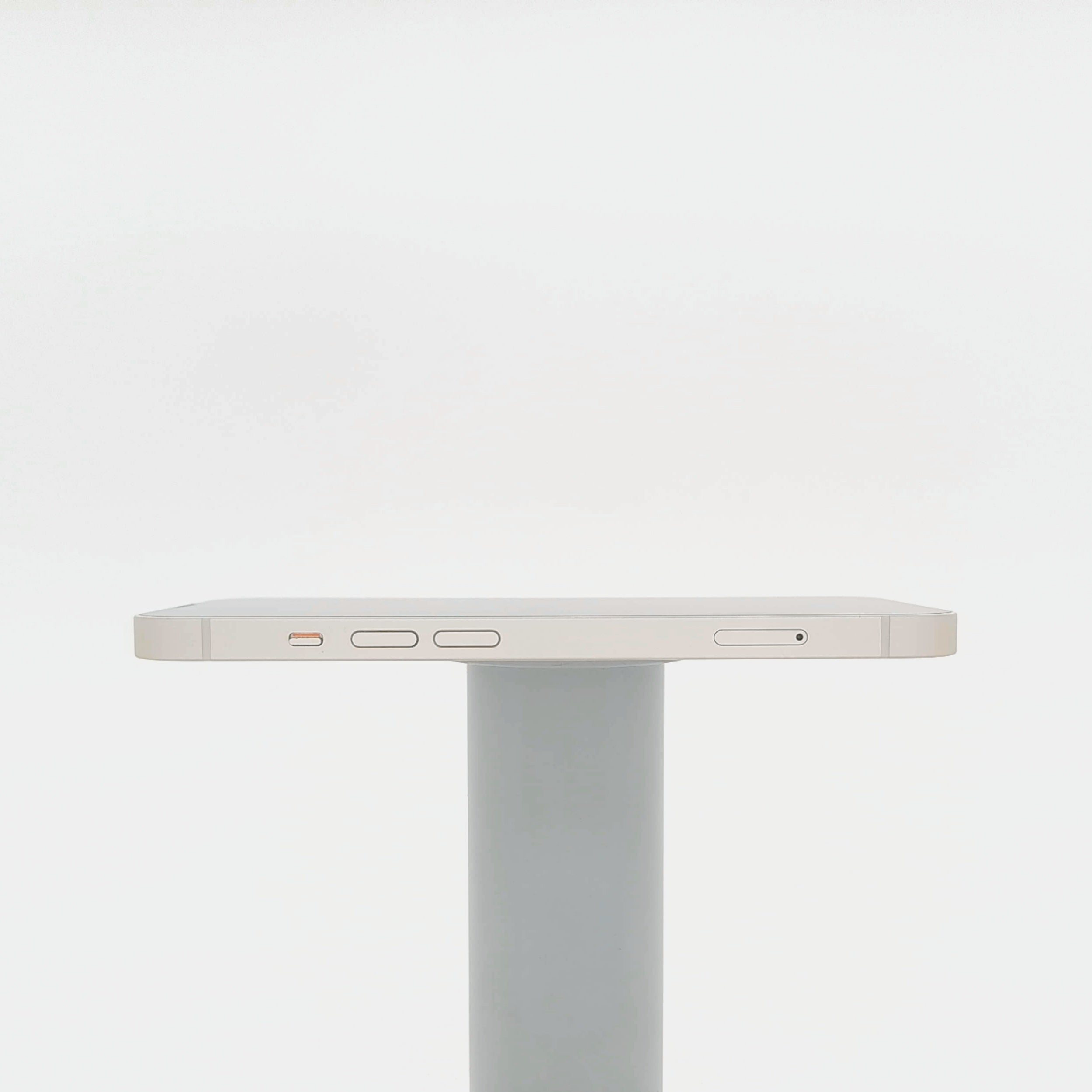 95新 Apple iPhone 13 256G 星光色 中國大陸版