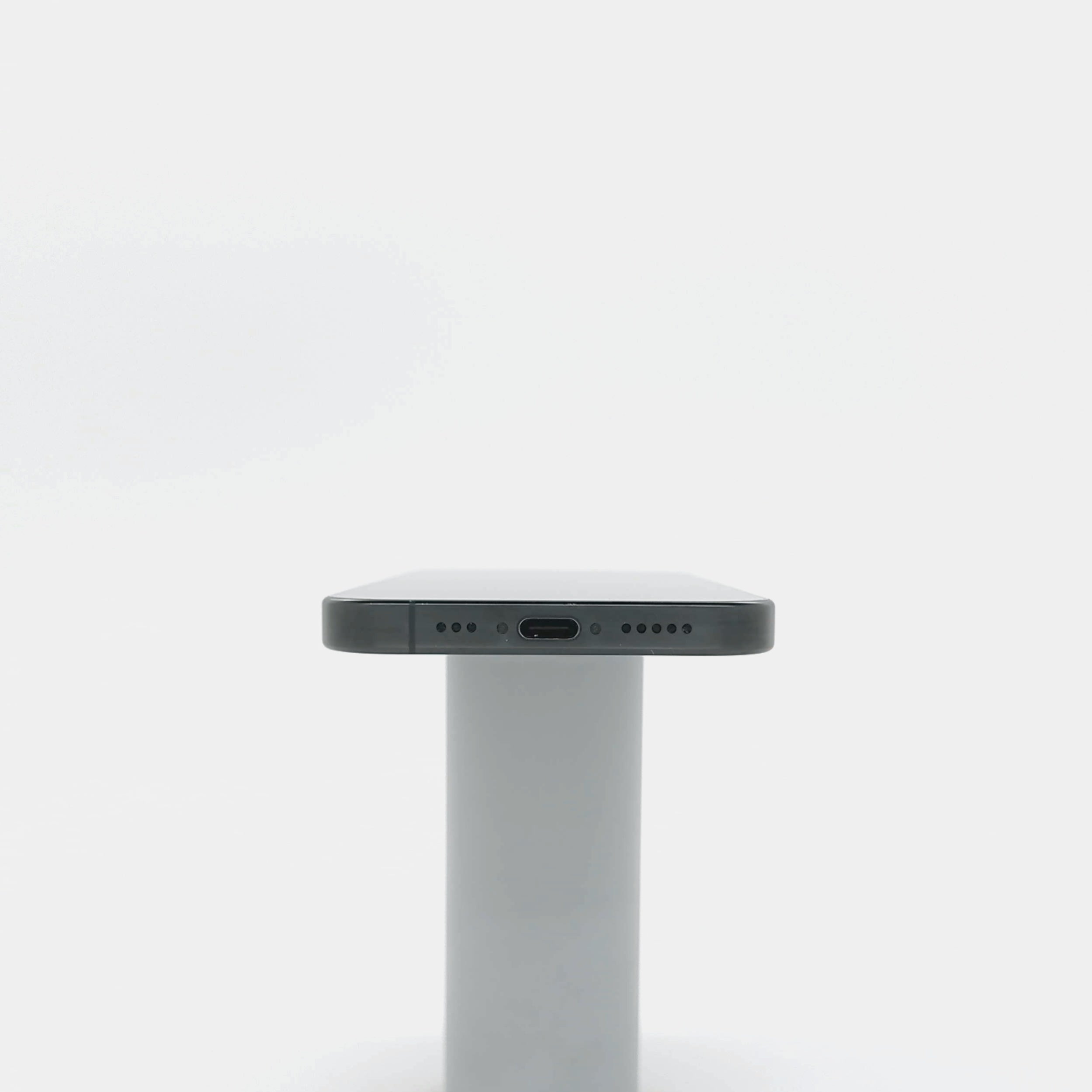 95新 Apple iPhone 16 Pro 128G 黑色鈦金屬 中國大陸版