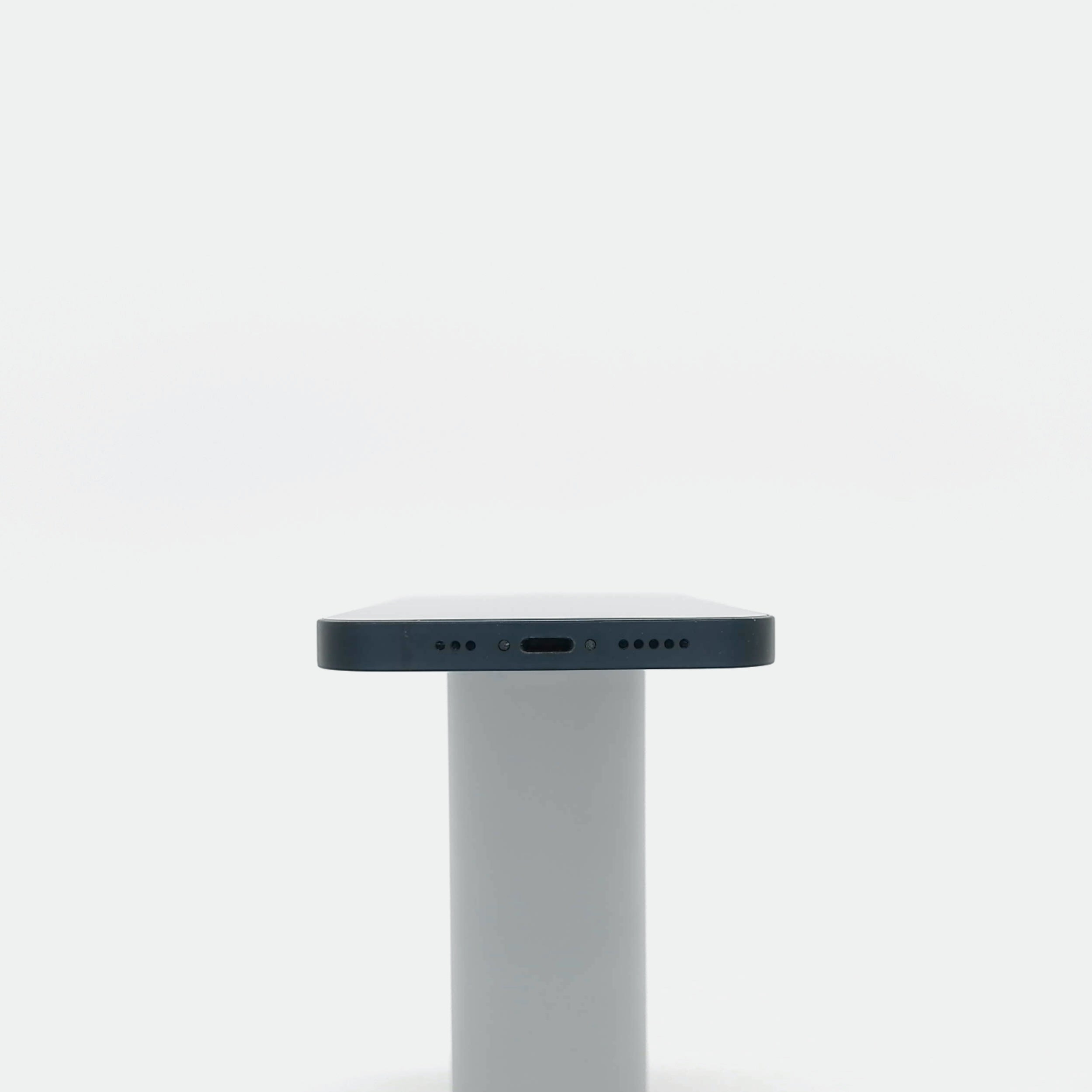 95新 Apple iPhone 13 128G 午夜色 中國大陸版