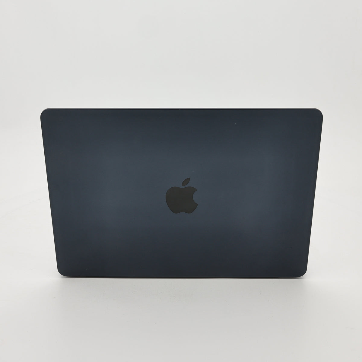95新 Apple MacBook Air 22年 13寸 M2（8+8核） 8G RAM 256G SSD 午夜色