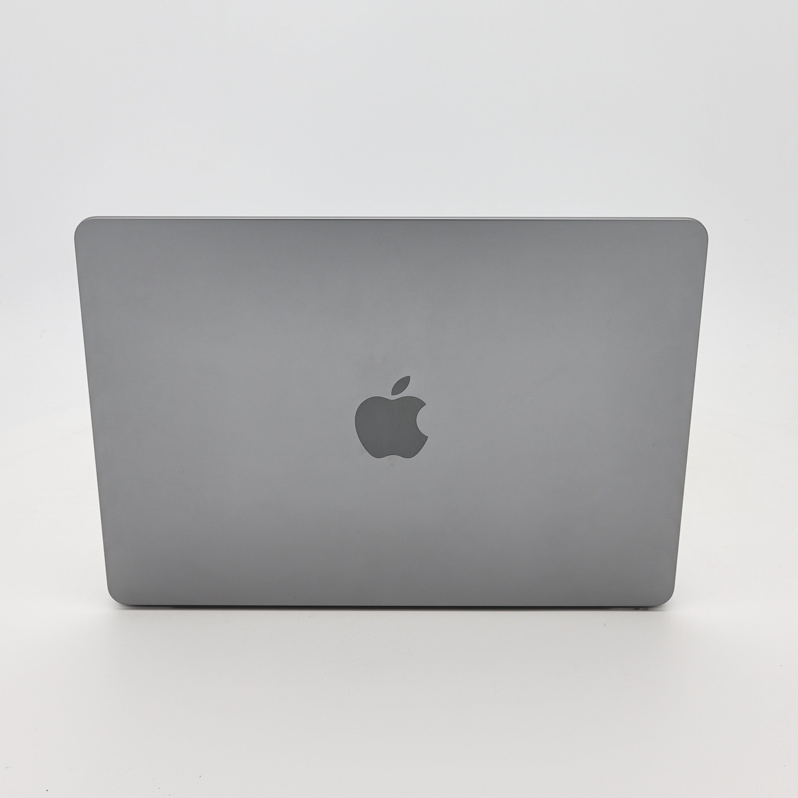 95新 Apple MacBook Air 22年 13寸 M2（8+8核） 8G RAM 256G SSD 深空灰色