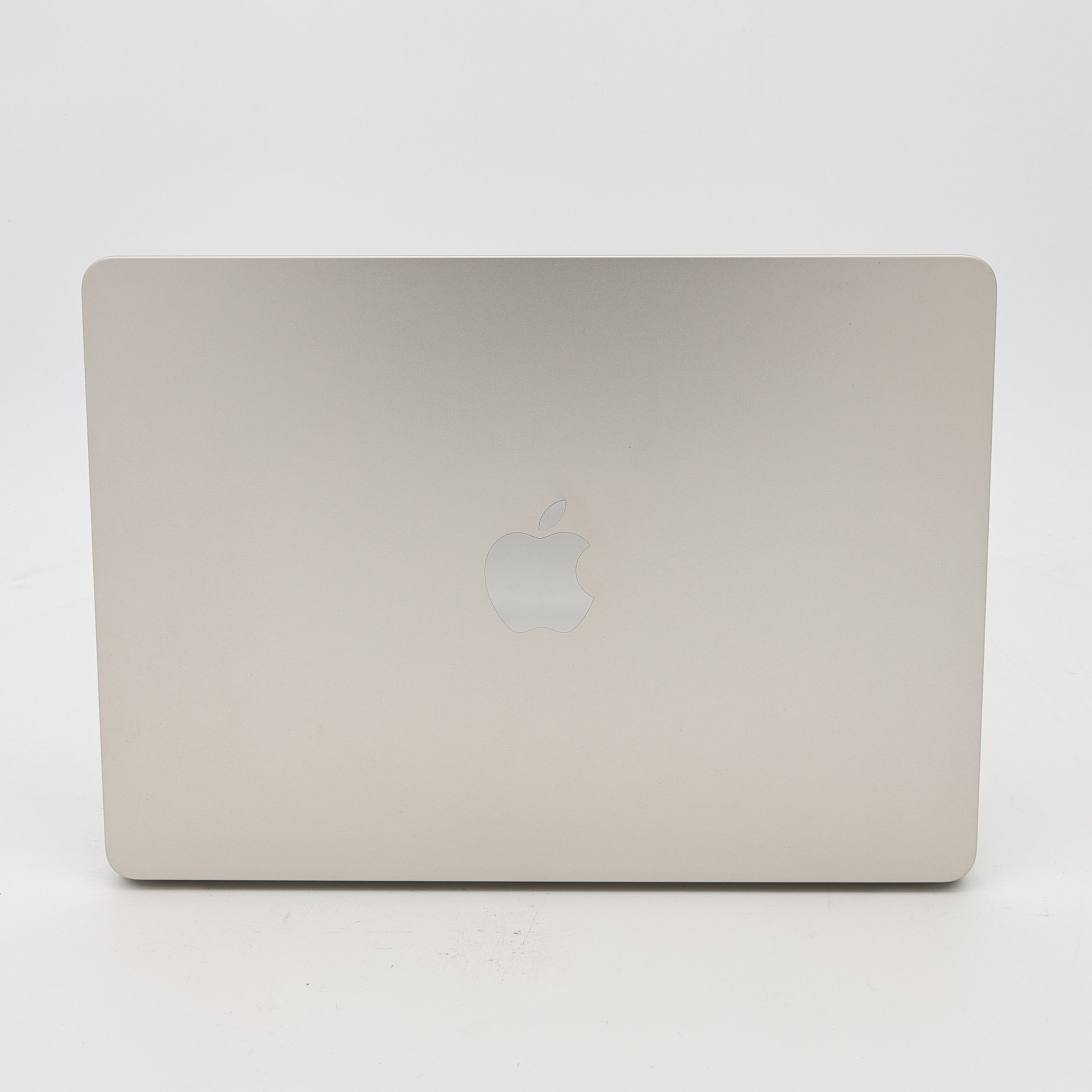 95新 Apple MacBook Air 22年 13寸 M2（8+8核） 8G RAM 256G SSD 星光色