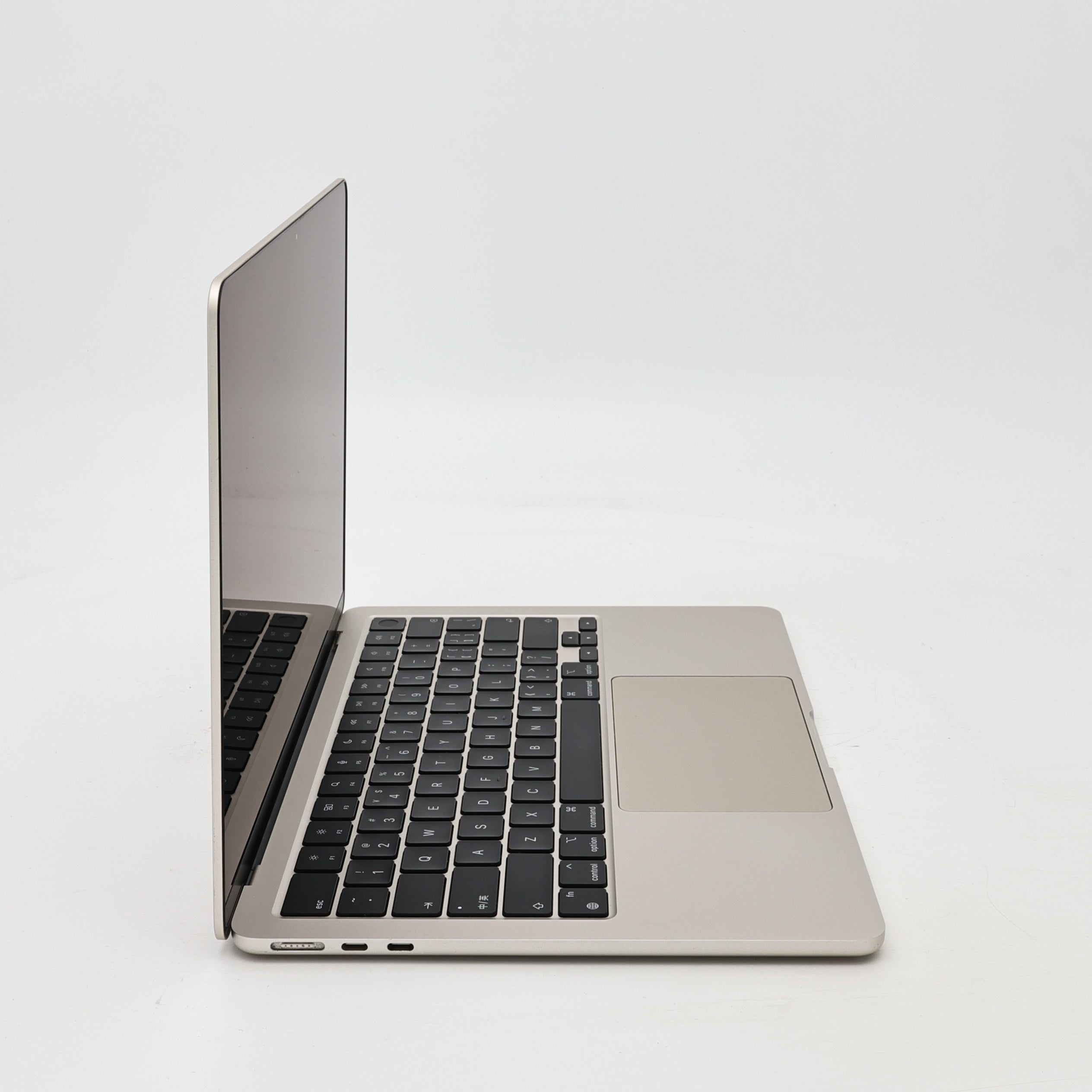 95新 Apple MacBook Air 22年 13寸 M2（8+8核） 8G RAM 256G SSD 星光色