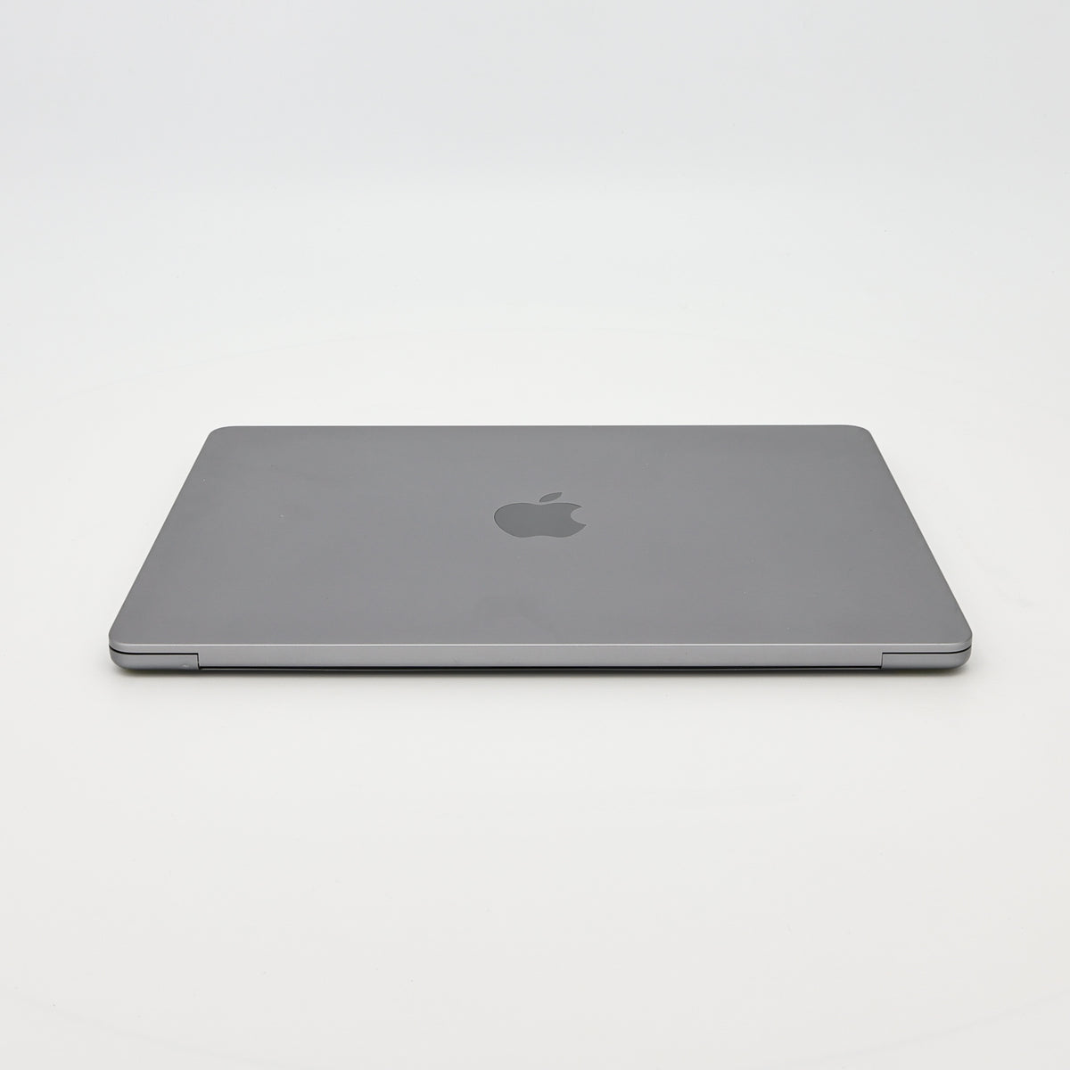 95新 Apple MacBook Air 22年 13寸 M2（8+8核） 8G RAM 256G SSD 深空灰色