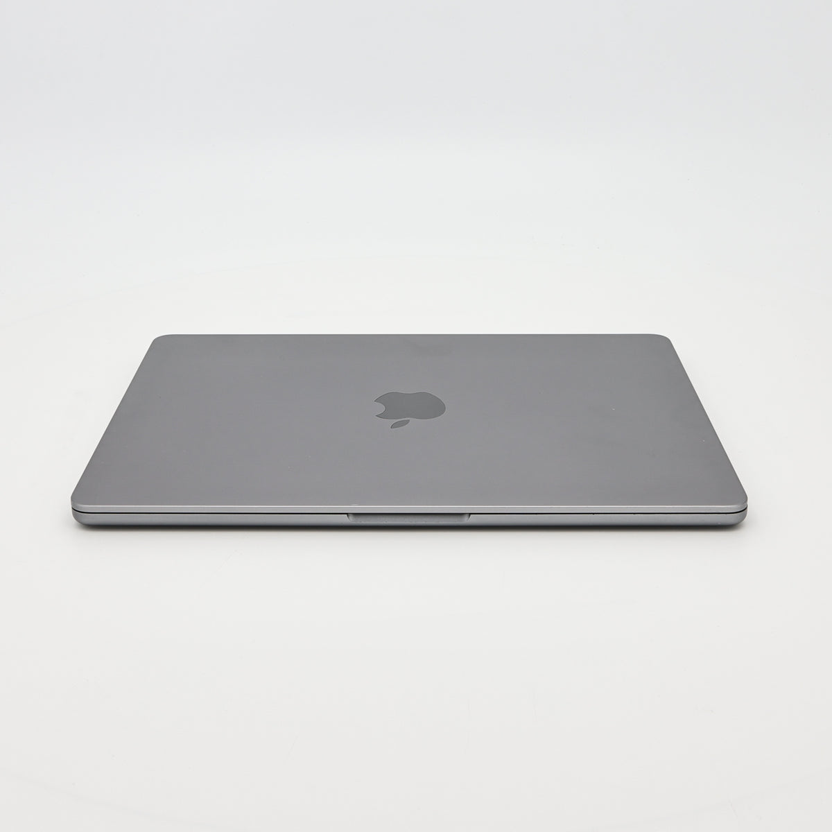 95新 Apple MacBook Air 22年 13寸 M2（8+8核） 8G RAM 256G SSD 深空灰色