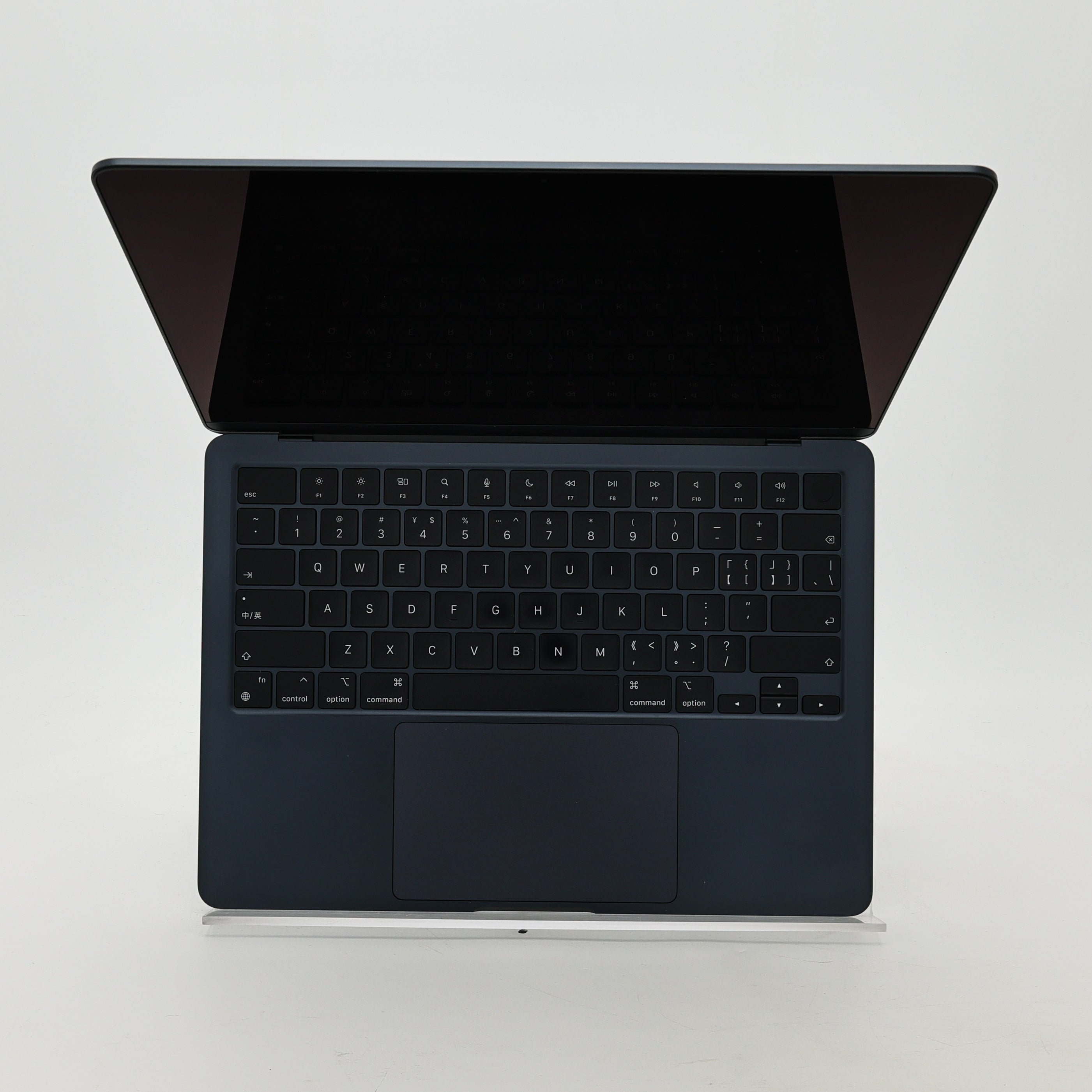 95新 Apple MacBook Air 22年 13寸 M2（8+8核） 8G RAM 256G SSD 午夜色
