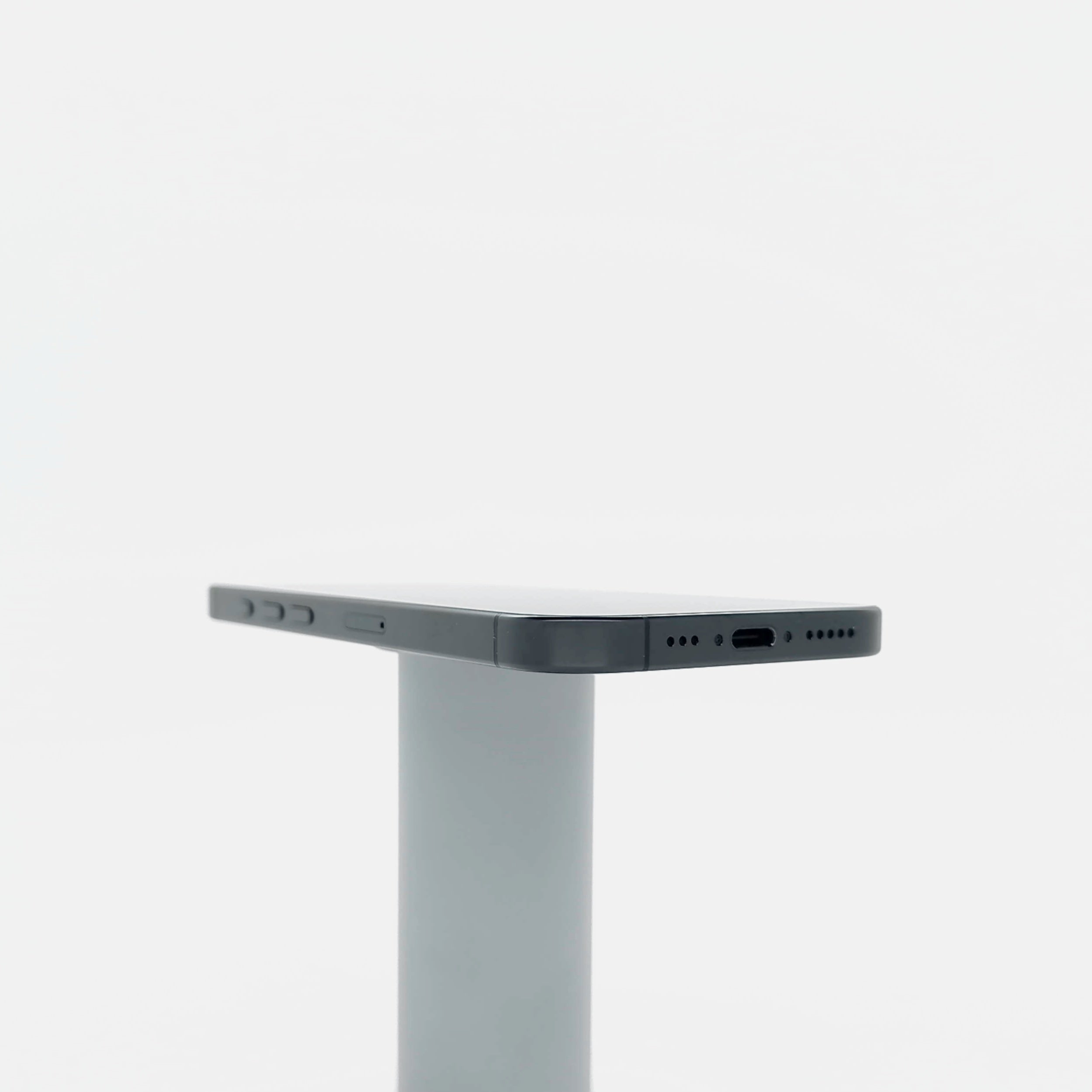 95新 Apple iPhone 16 Pro 128G 黑色鈦金屬 中國大陸版