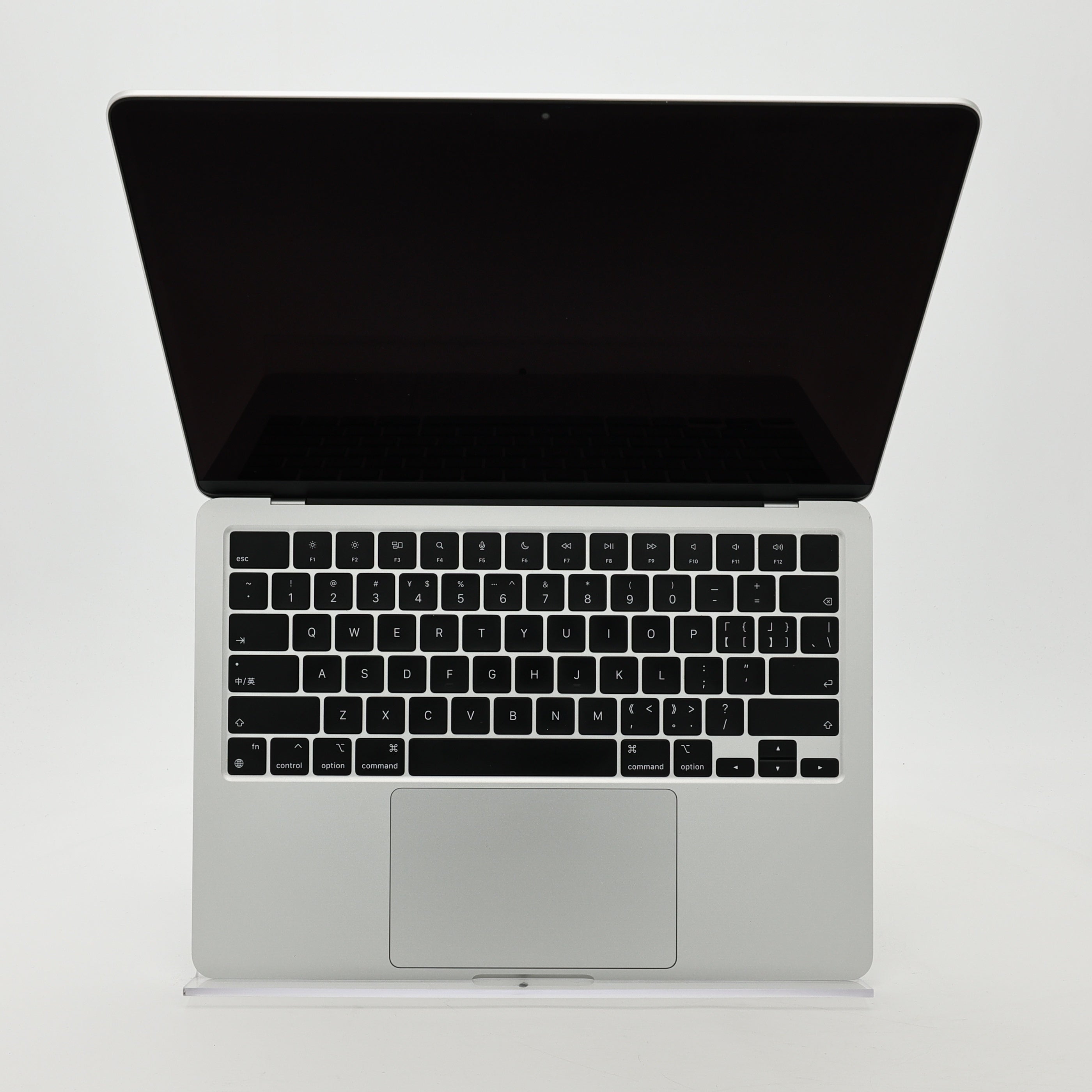 95新 Apple MacBook Air 22年 13寸 M2（8+8核） 16G RAM 256G SSD 銀色