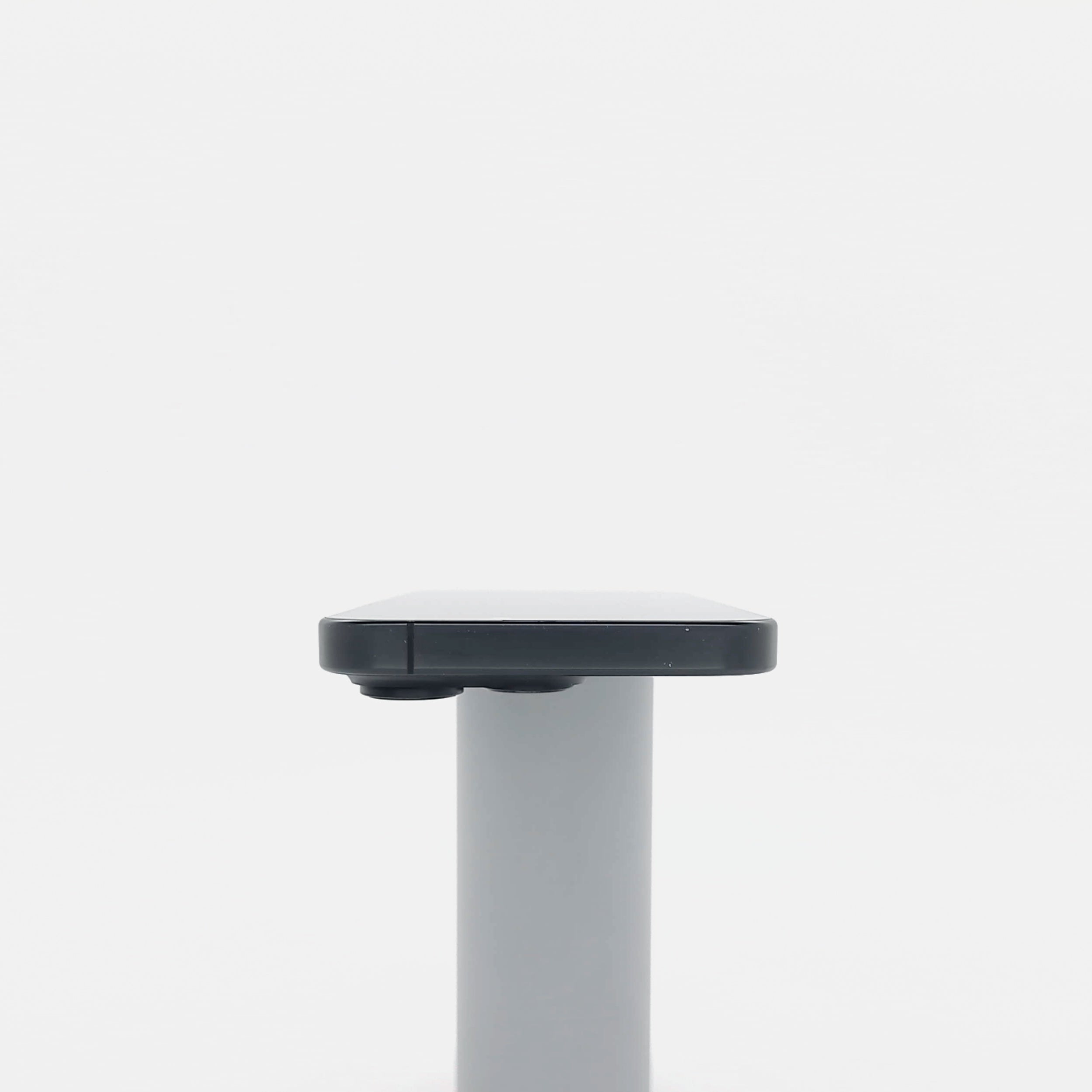 95新 Apple iPhone 16 Pro 128G 黑色鈦金屬 中國大陸版