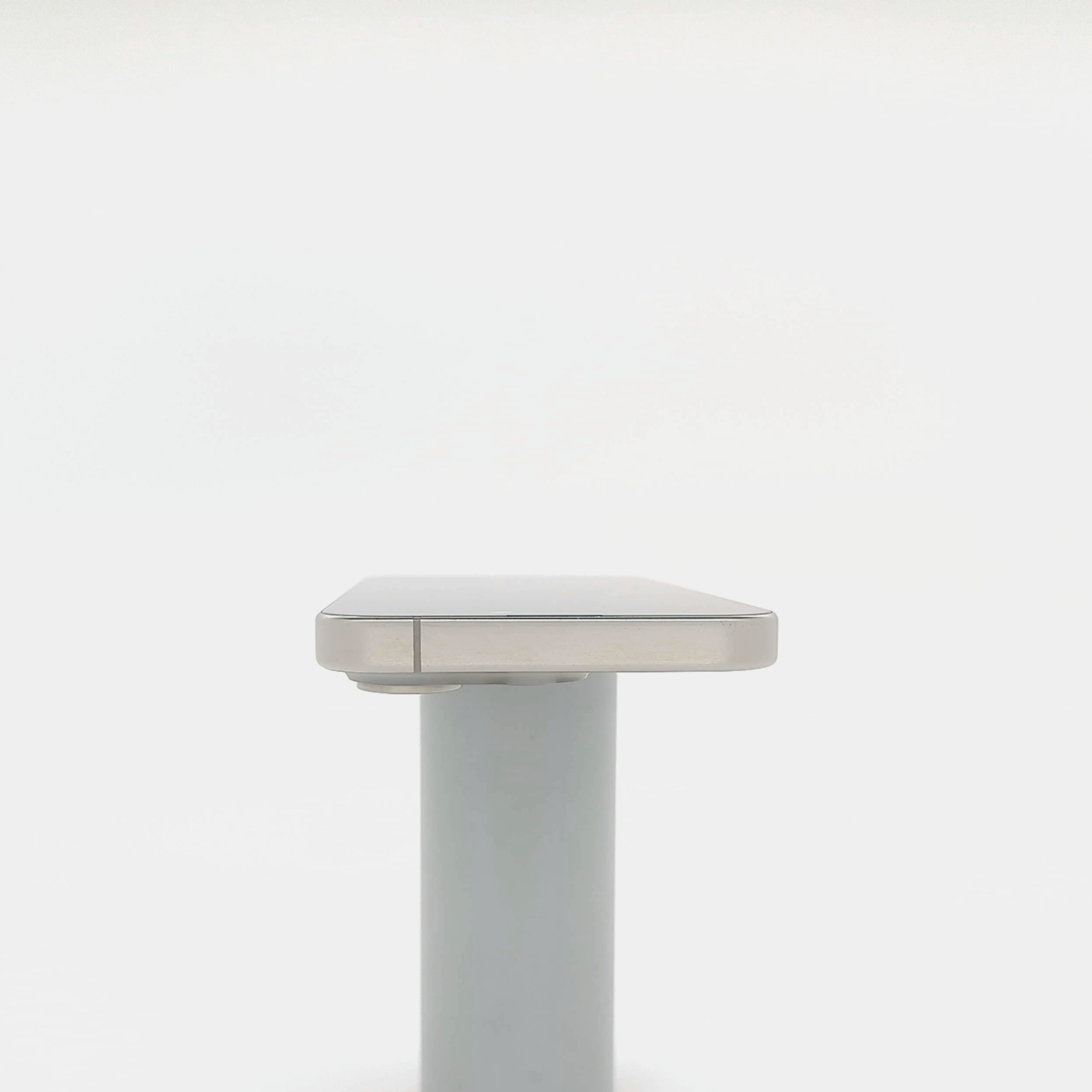 95新 Apple iPhone 15 Pro 128G 原色鈦金屬 中國大陸版