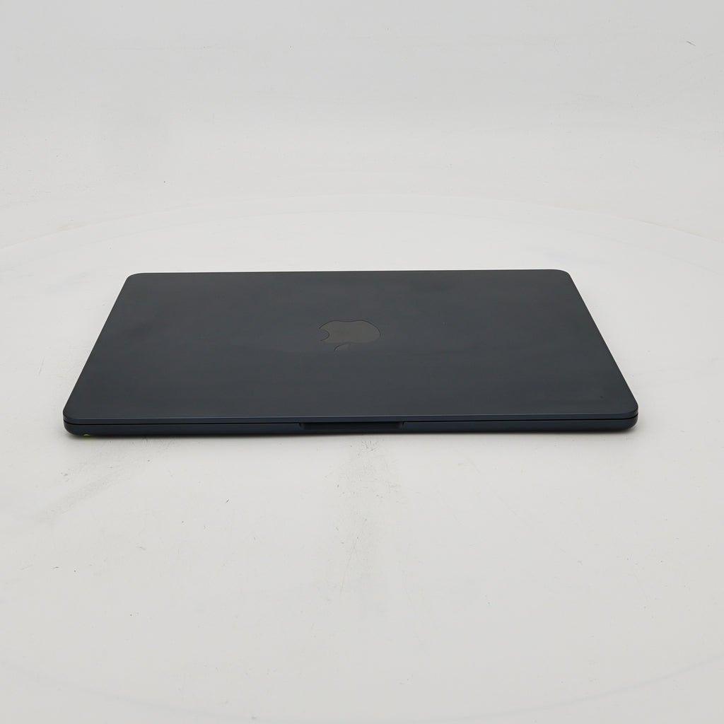95新 Apple MacBook Air 22年 13寸 M2（8+8核） 8G RAM 256G SSD 午夜色