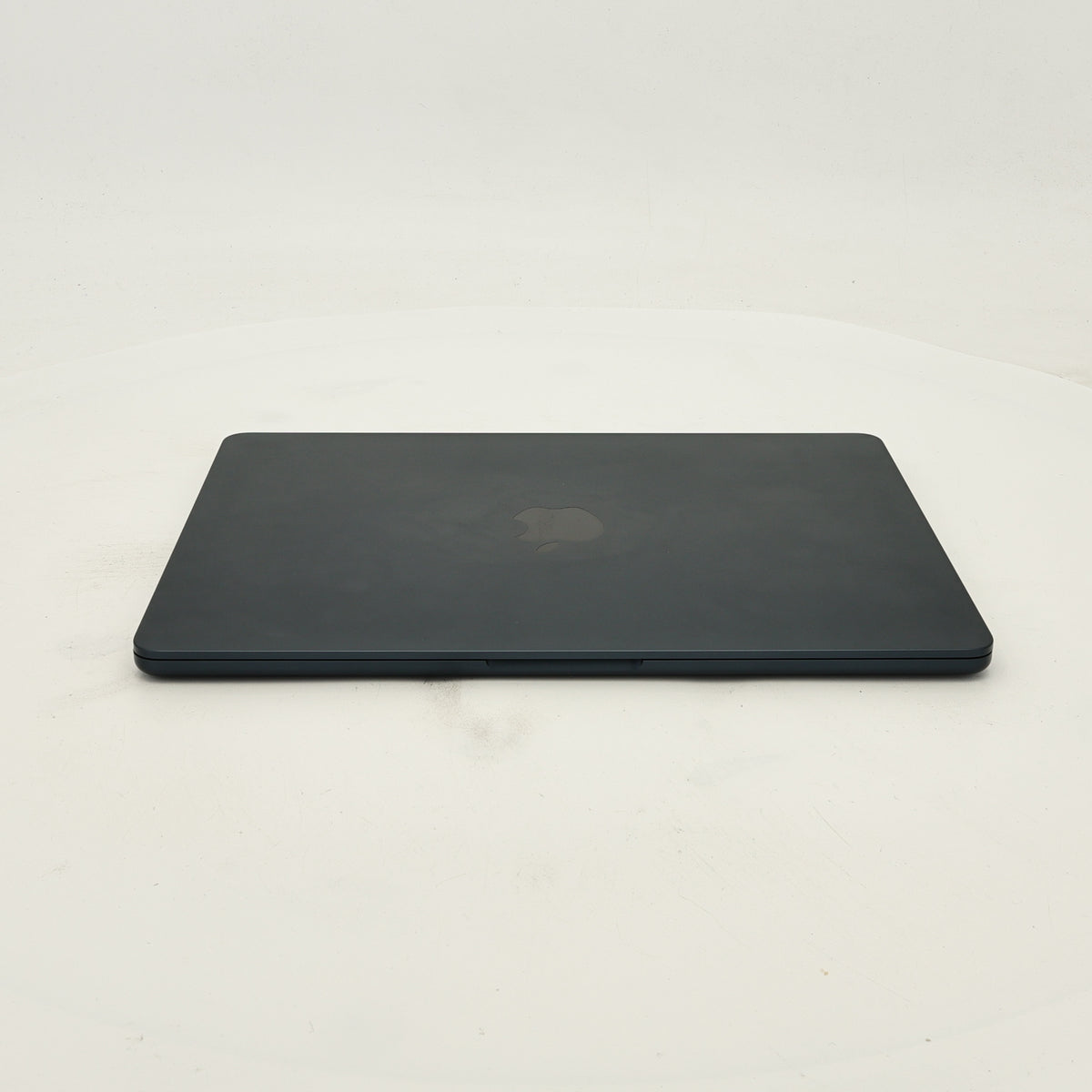 95新 Apple MacBook Air 22年 13寸 M2（8+8核） 16G RAM 256G SSD 午夜色