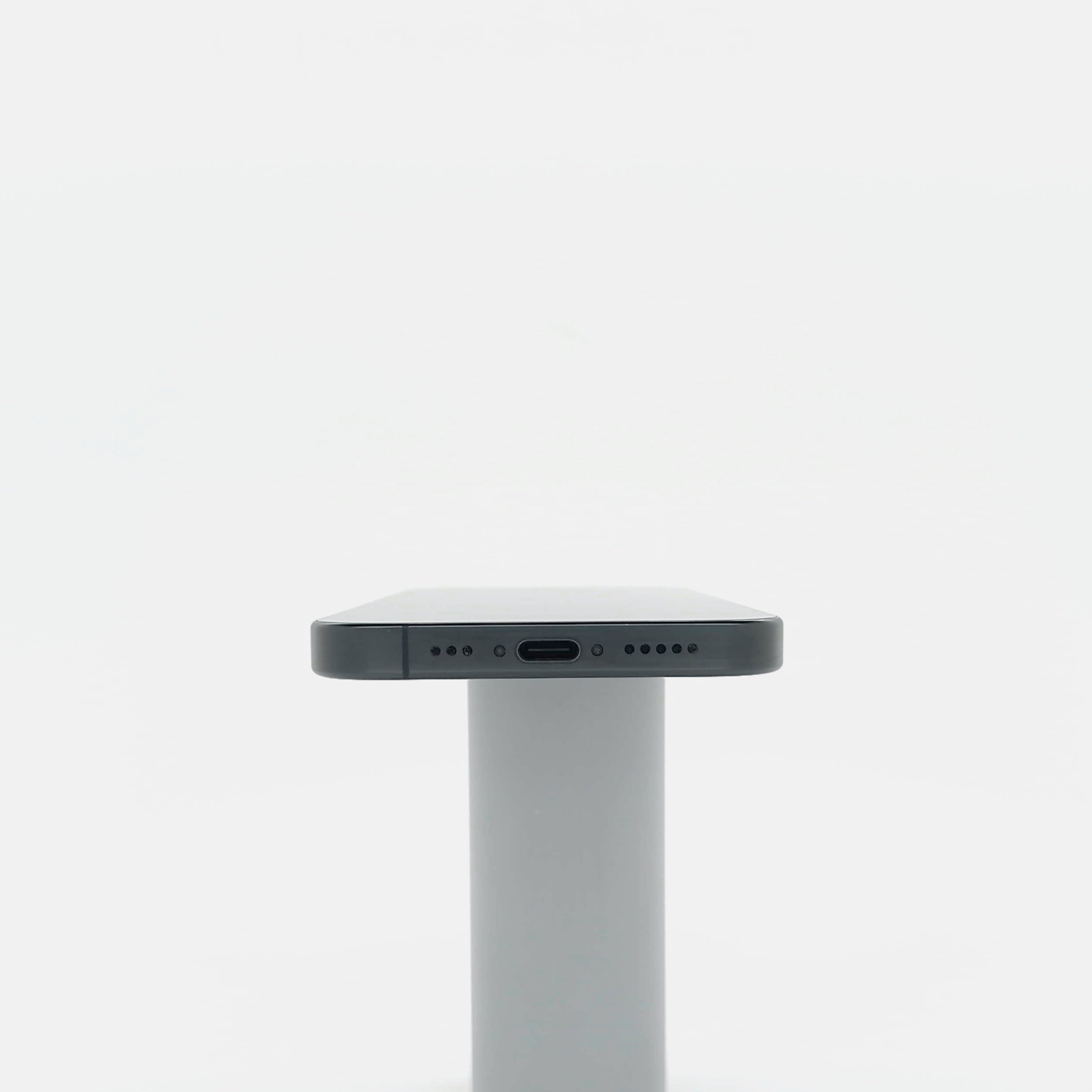 95新 Apple iPhone 16 Pro 128G 黑色鈦金屬 中國大陸版