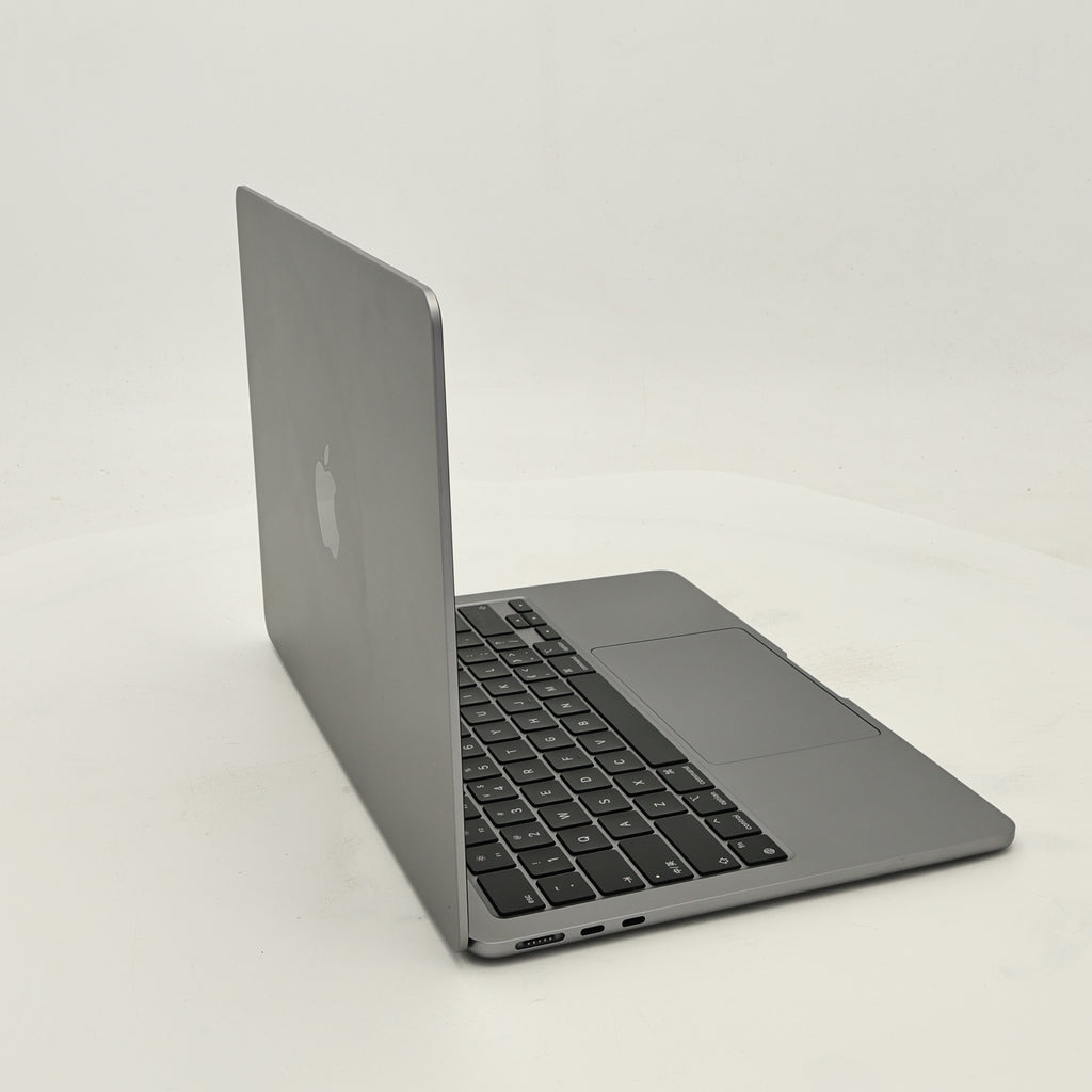 95新 Apple MacBook Air 24年 13寸 M3（8+10核） 16G RAM 256G SSD 深空灰色