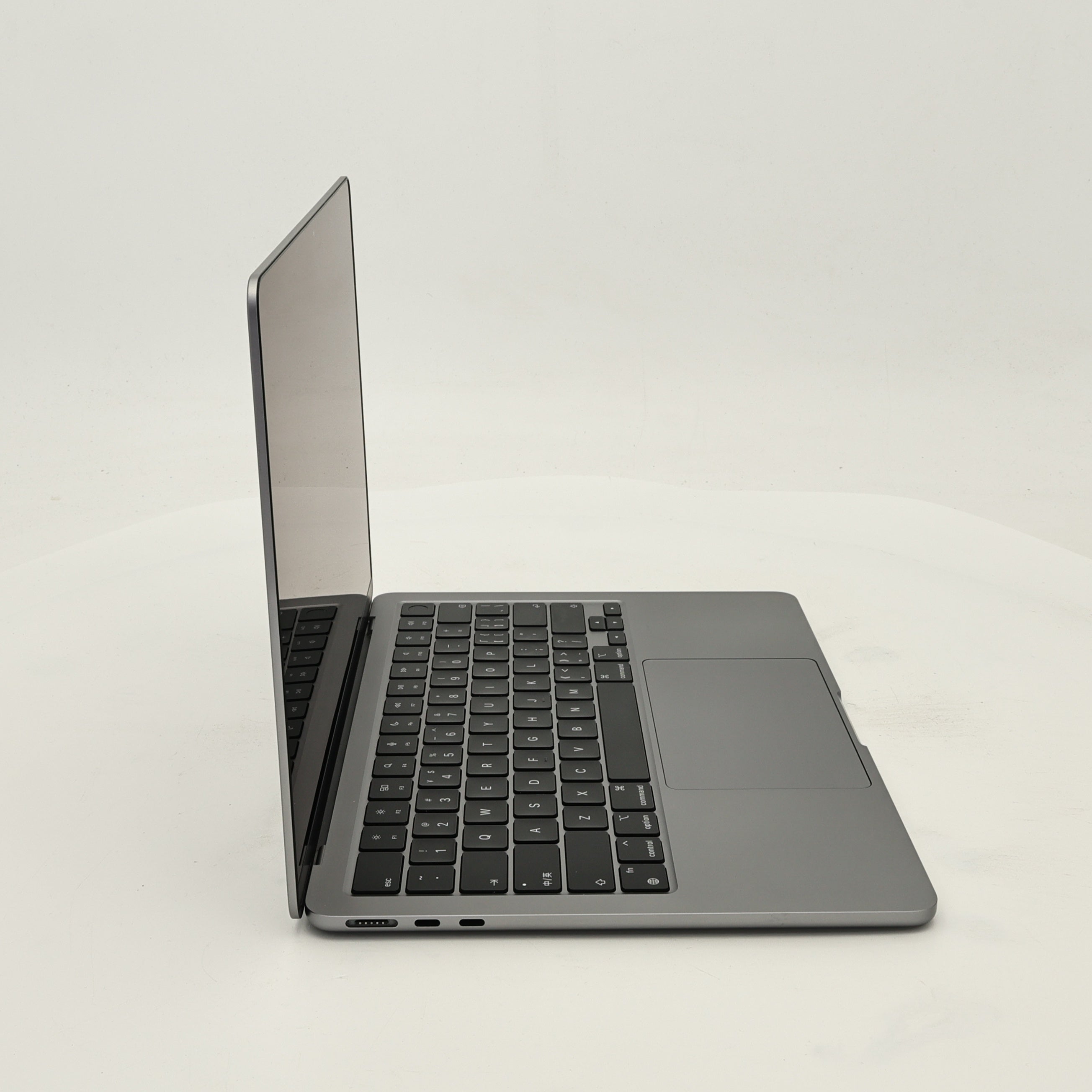 95新 Apple MacBook Air 24年 13寸 M3（8+10核） 16G RAM 256G SSD 深空灰色
