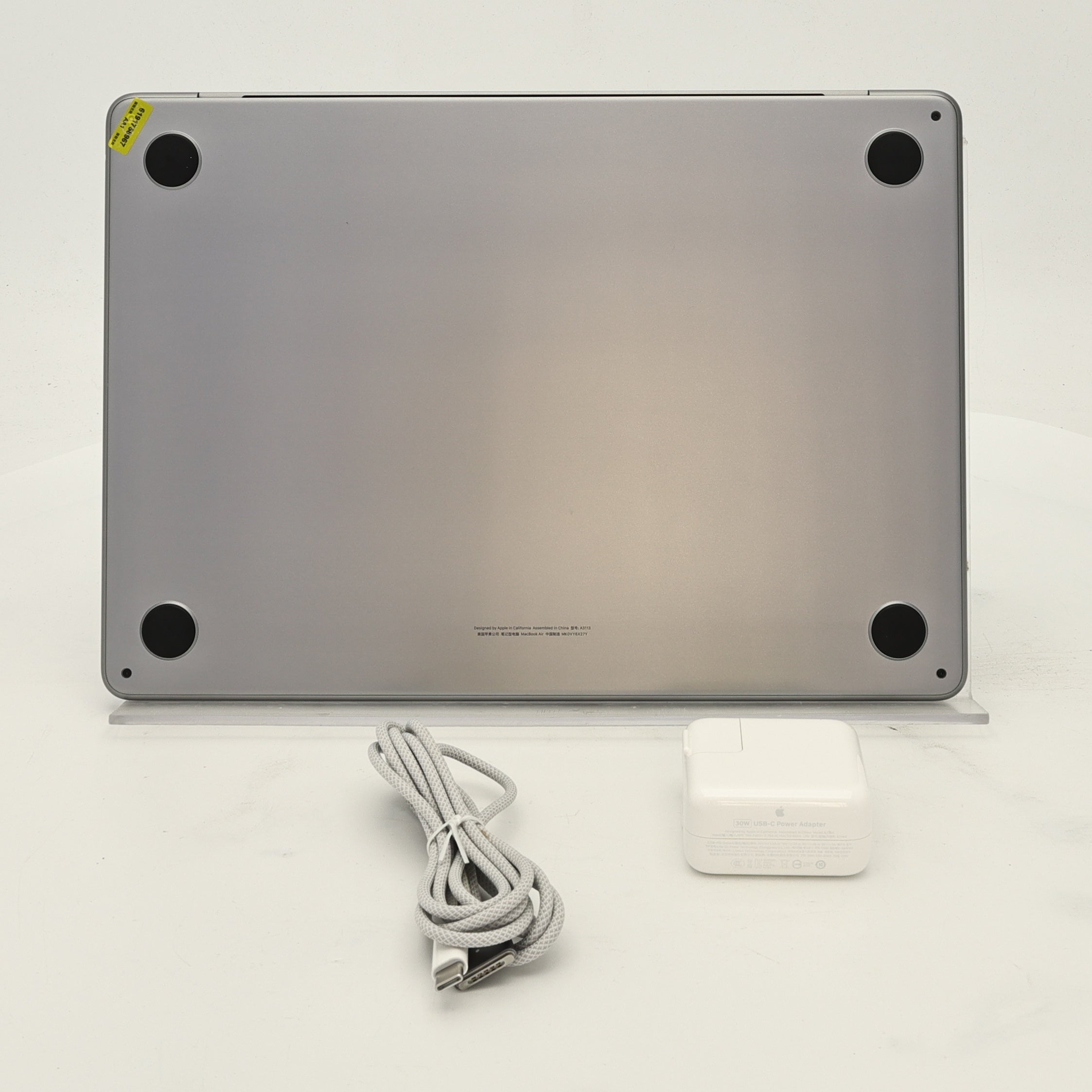 95新 Apple MacBook Air 24年 13寸 M3（8+10核） 16G RAM 256G SSD 深空灰色