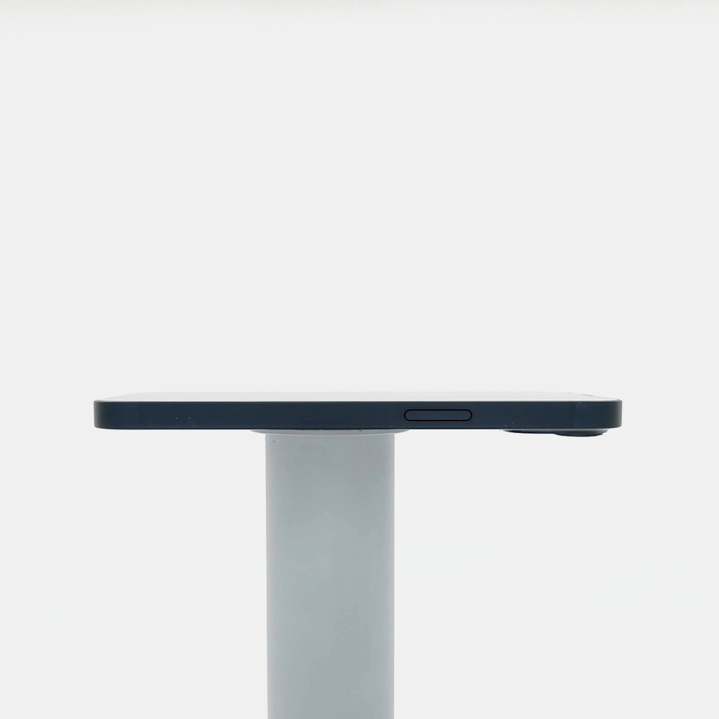95新 Apple iPhone 13 128G 午夜色 中國大陸版