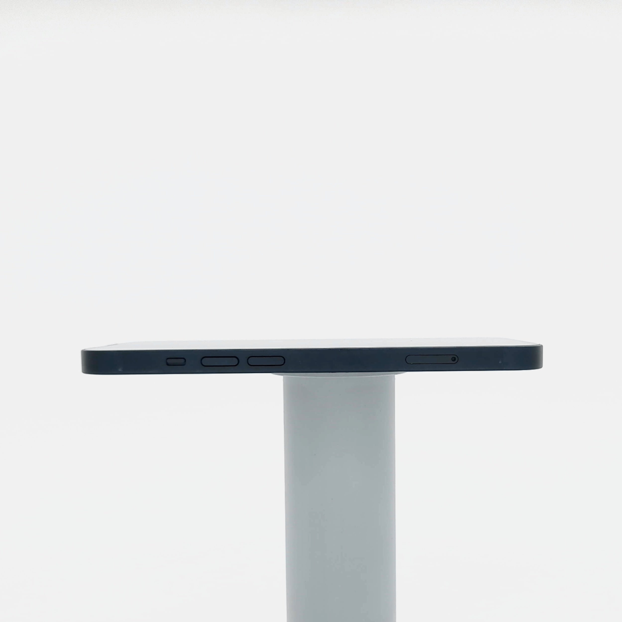 95新 Apple iPhone 13 128G 午夜色 中國大陸版