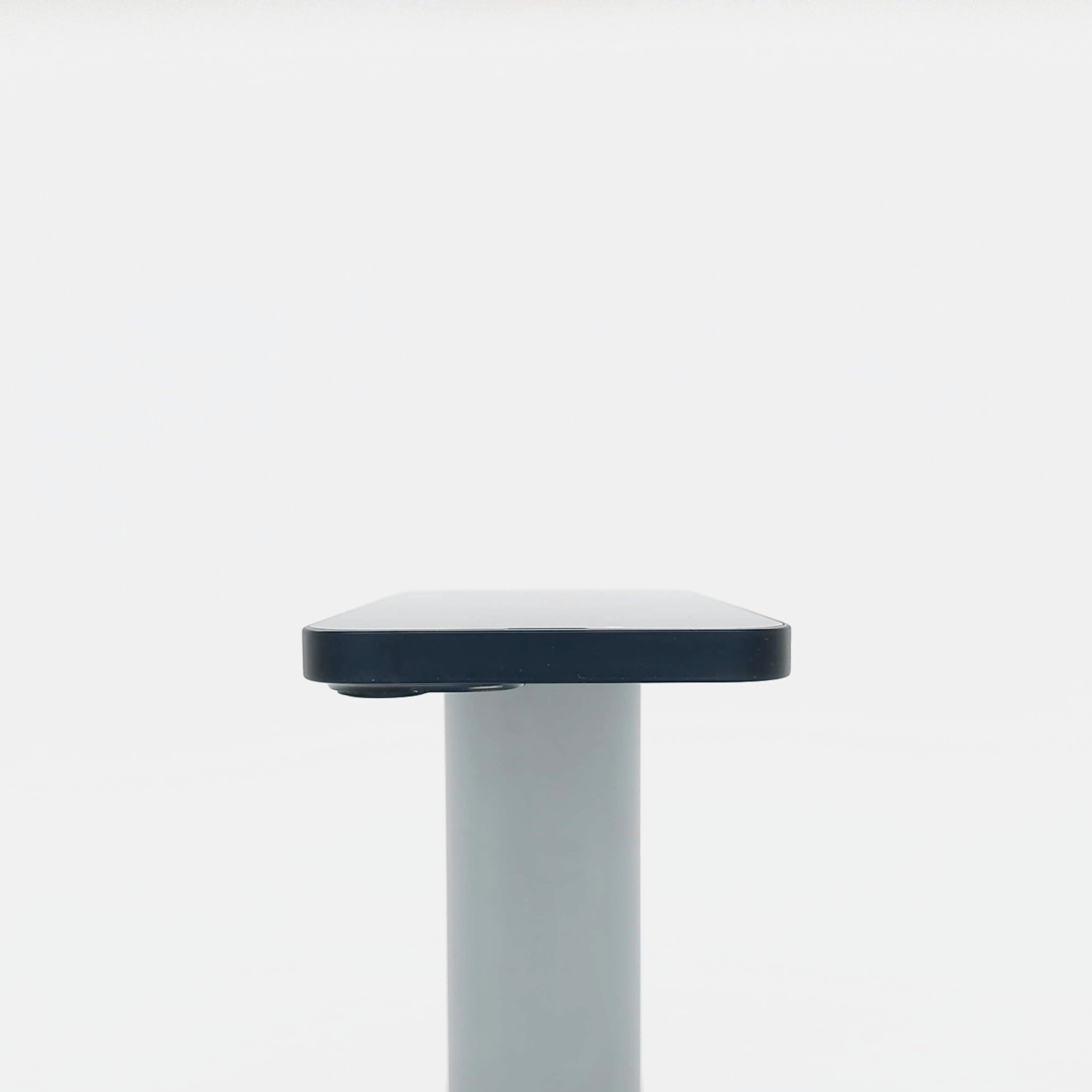 95新 Apple iPhone 13 128G 午夜色 中國大陸版