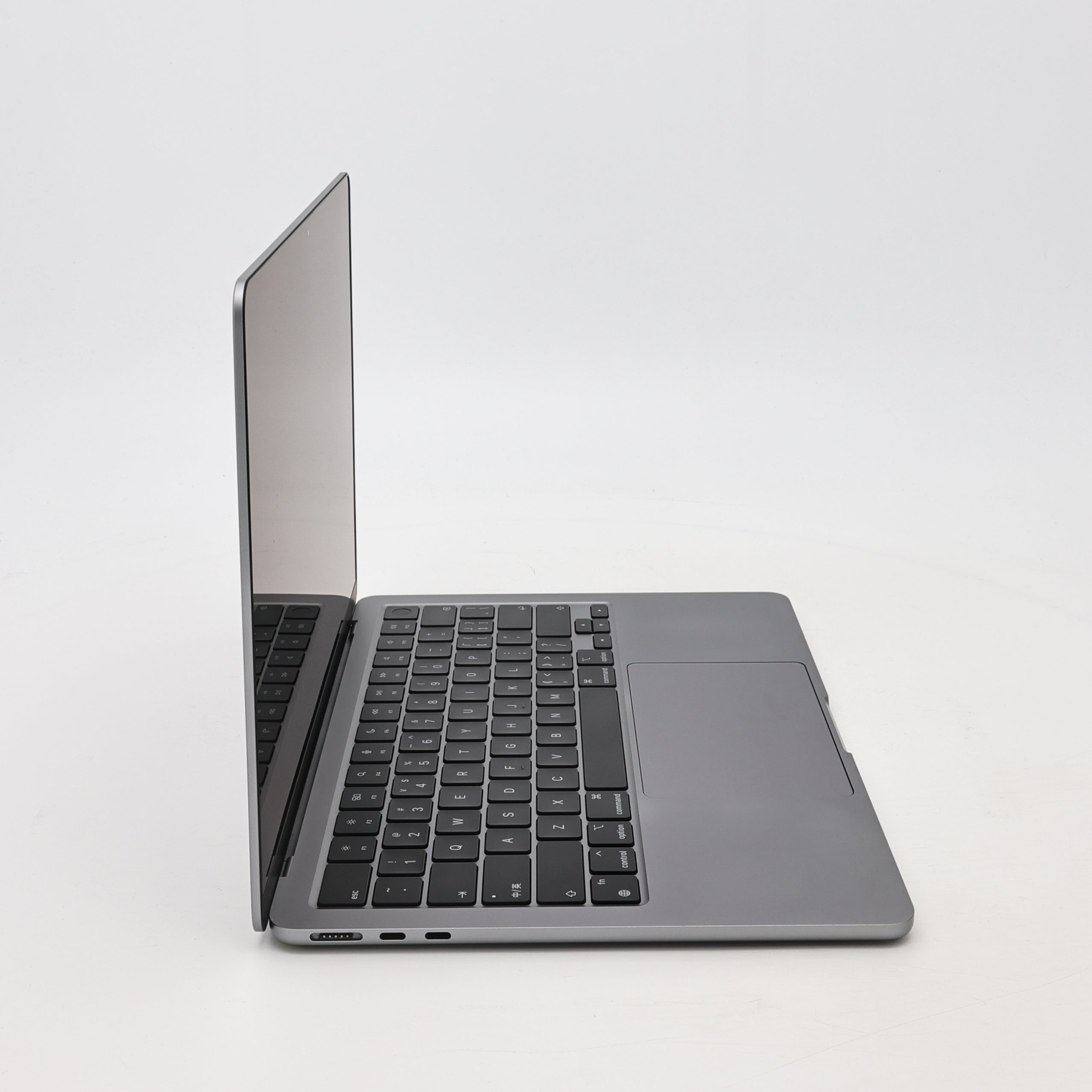 95新 Apple MacBook Air 22年 13寸 M2（8+8核） 8G RAM 256G SSD 深空灰色