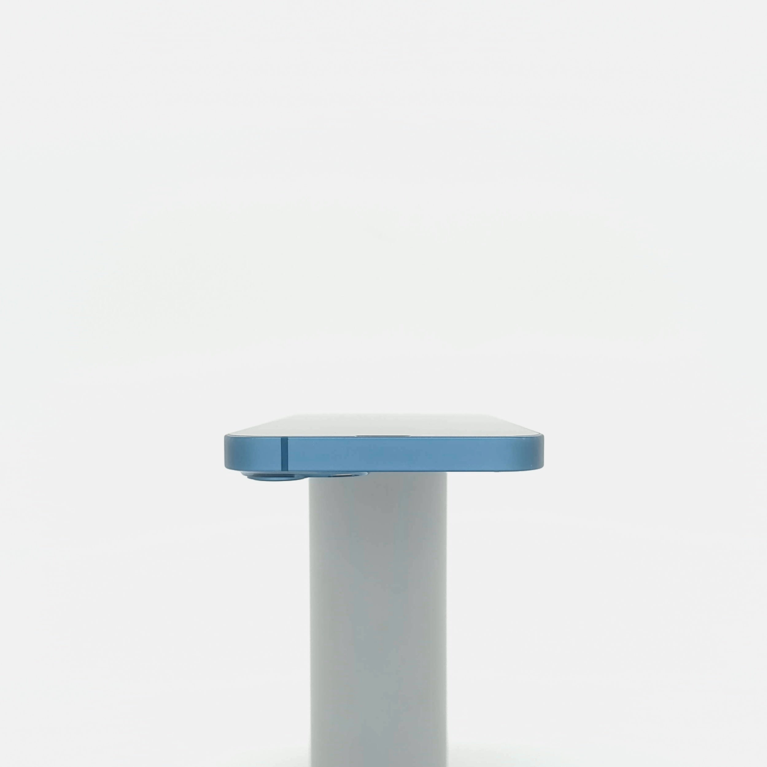 95新 Apple iPhone 13 128G 藍色 中國大陸版