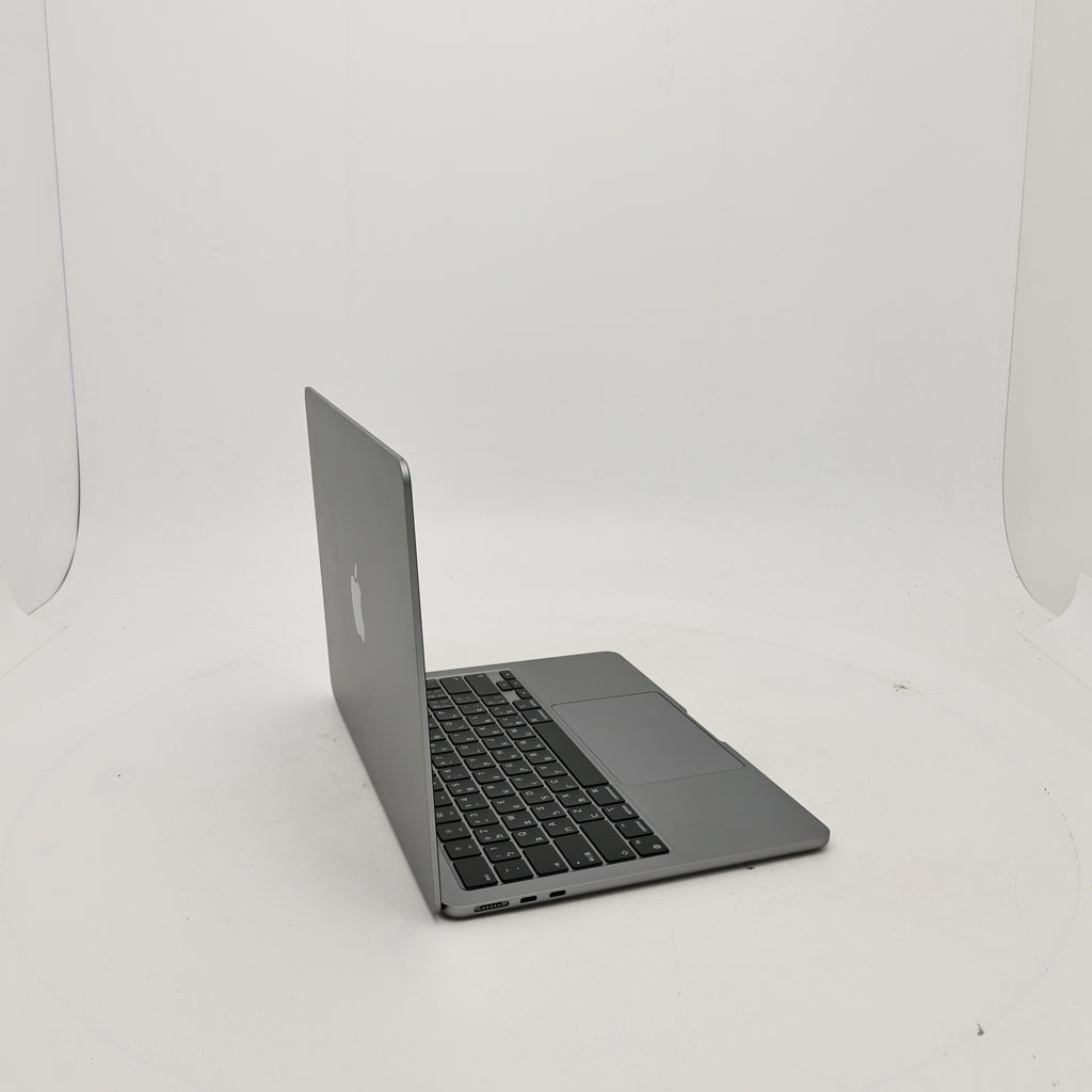 95新 Apple MacBook Air 22年 13寸 M2（8+8核） 8G RAM 256G SSD 深空灰色