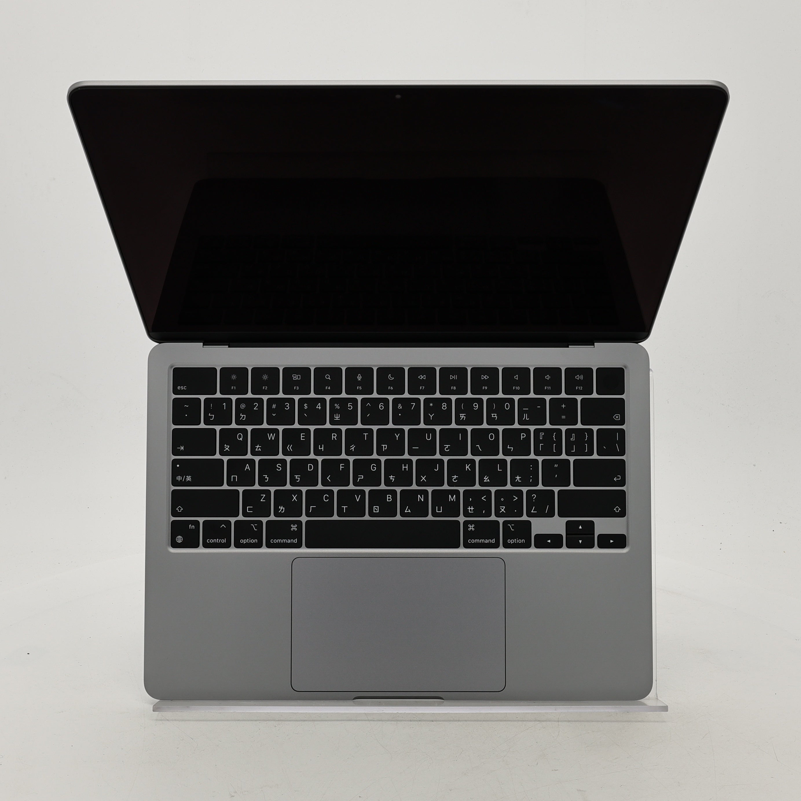 95新 Apple MacBook Air 22年 13寸 M2（8+8核） 8G RAM 256G SSD 深空灰色