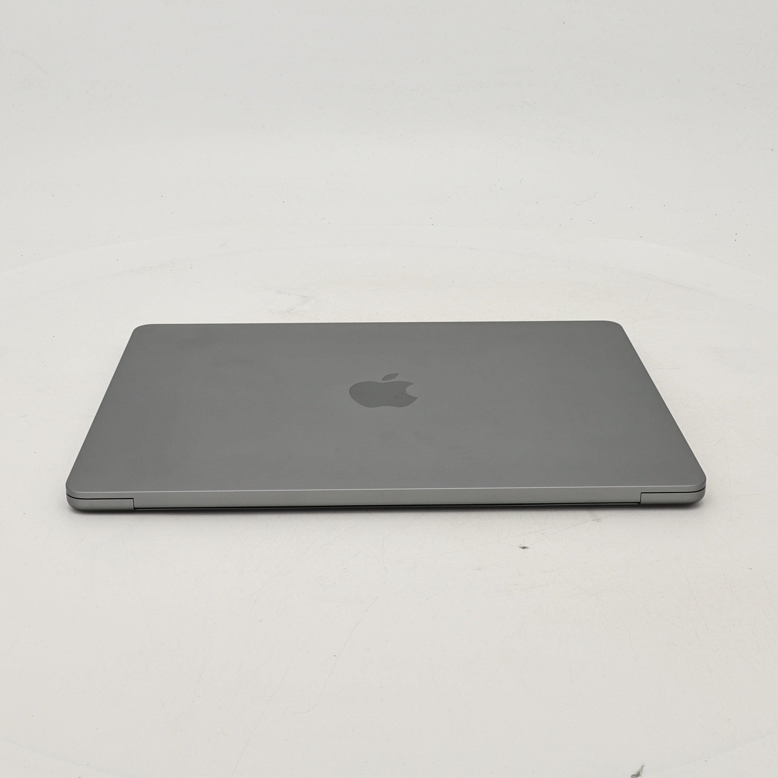 95新 Apple MacBook Air 22年 13寸 M2（8+8核） 8G RAM 256G SSD 深空灰色