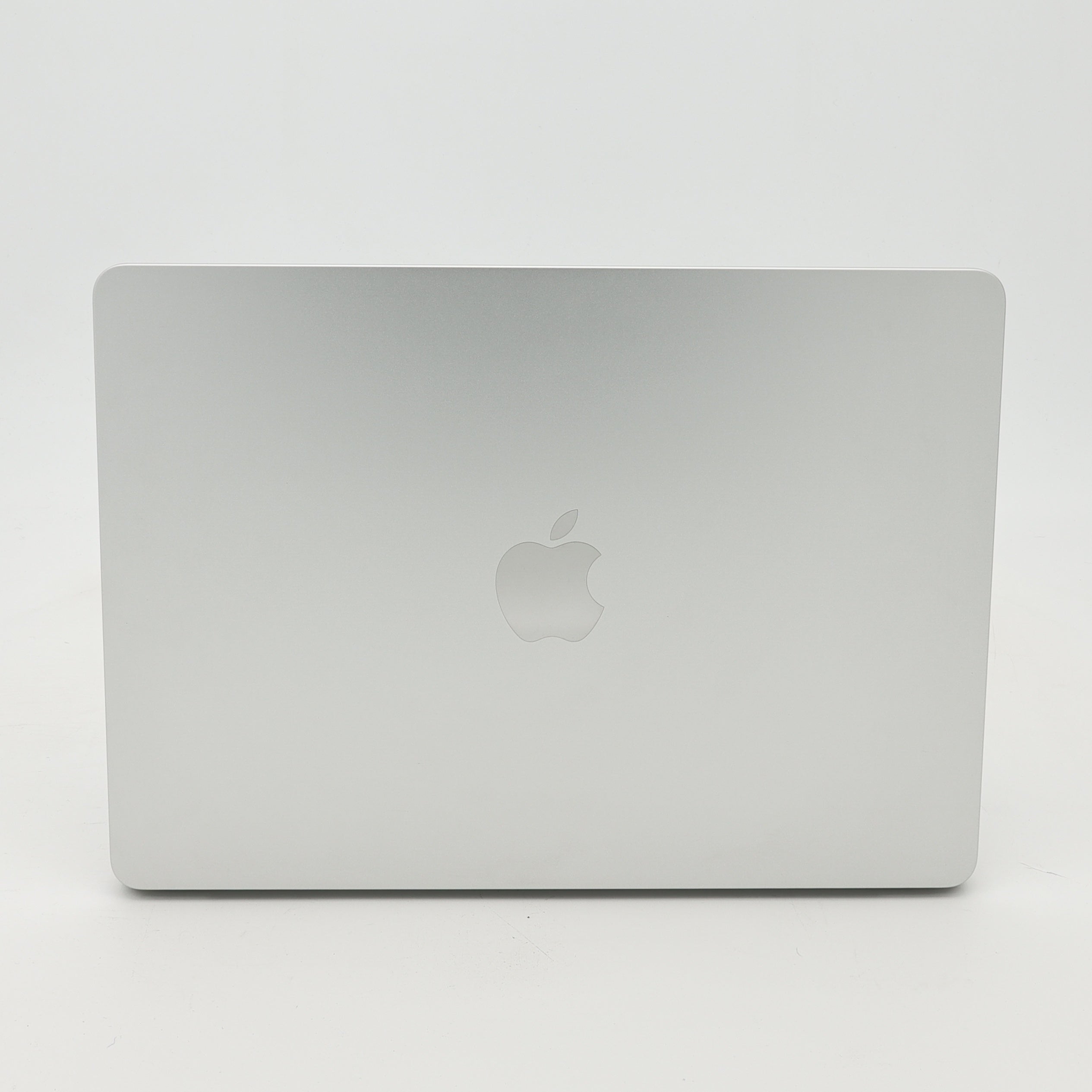 95新 Apple MacBook Air 24年 13寸 M3（8+8核） 8G RAM 256G SSD 銀色