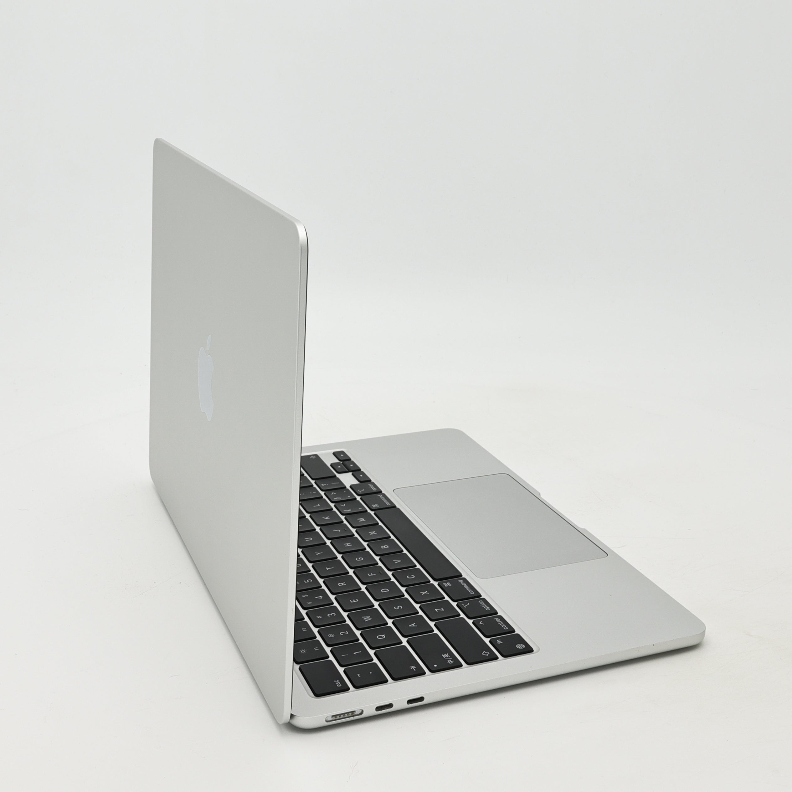 95新 Apple MacBook Air 24年 13寸 M3（8+8核） 8G RAM 256G SSD 銀色