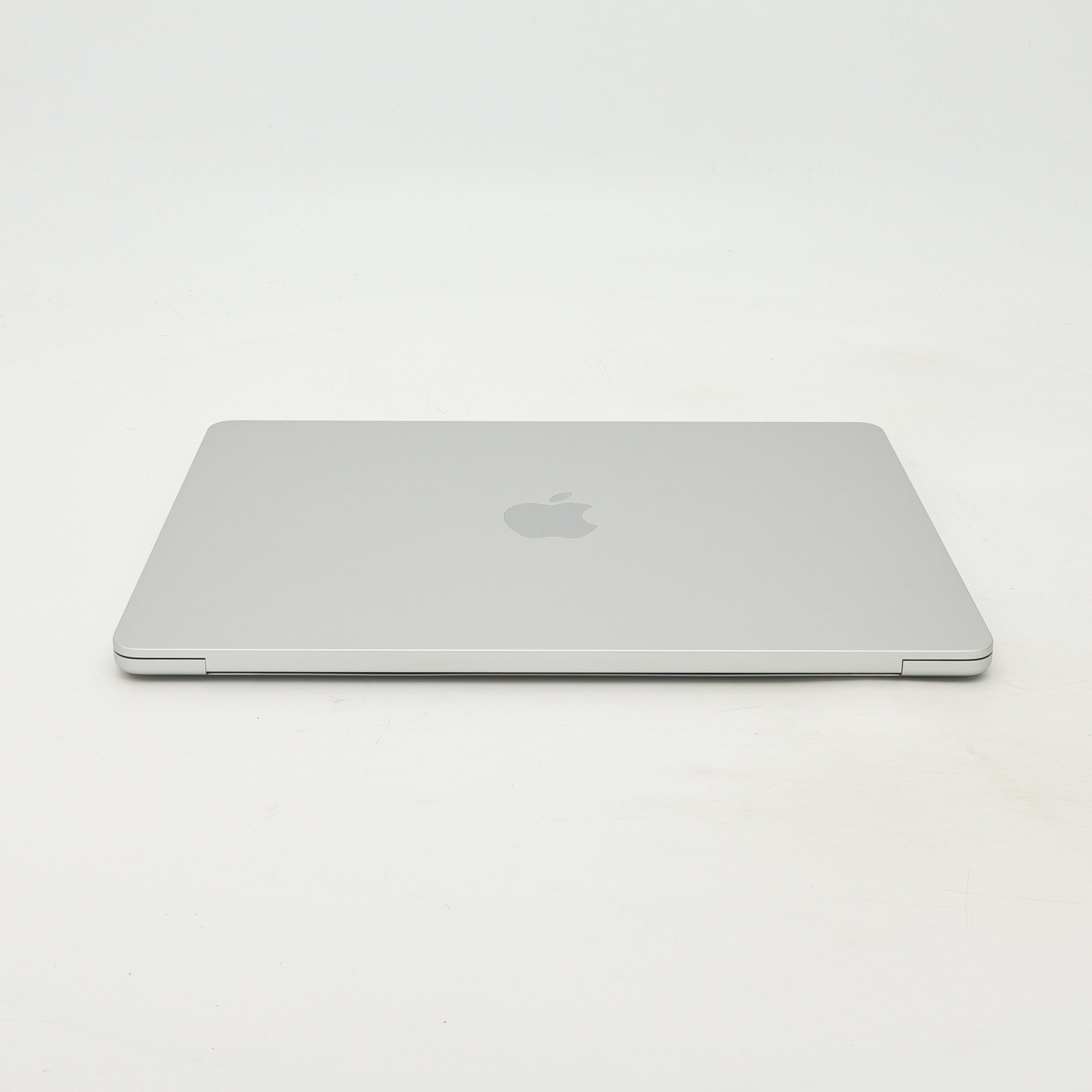 95新 Apple MacBook Air 24年 13寸 M3（8+8核） 8G RAM 256G SSD 銀色