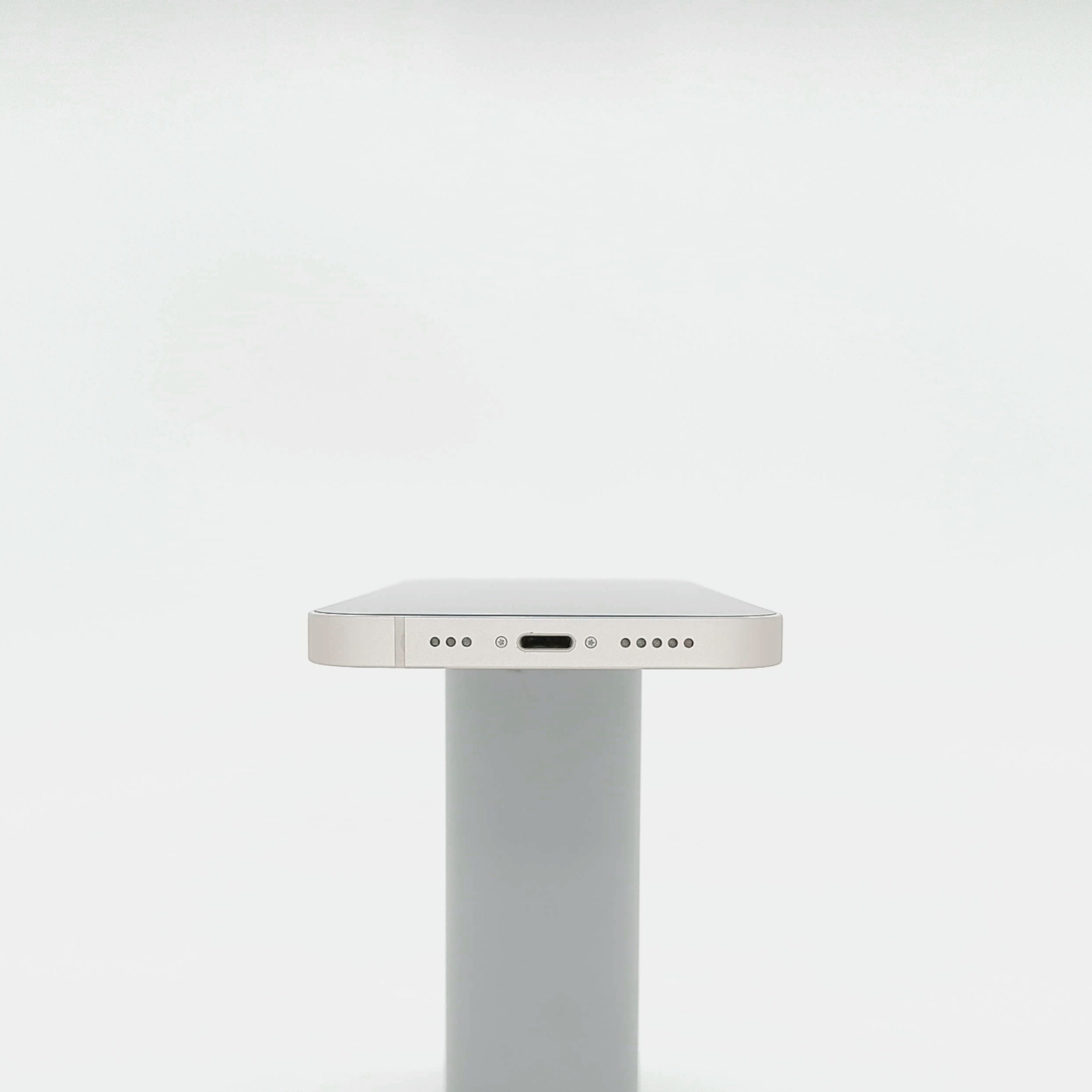 95新 Apple iPhone 13 128G 星光色 中國大陸版