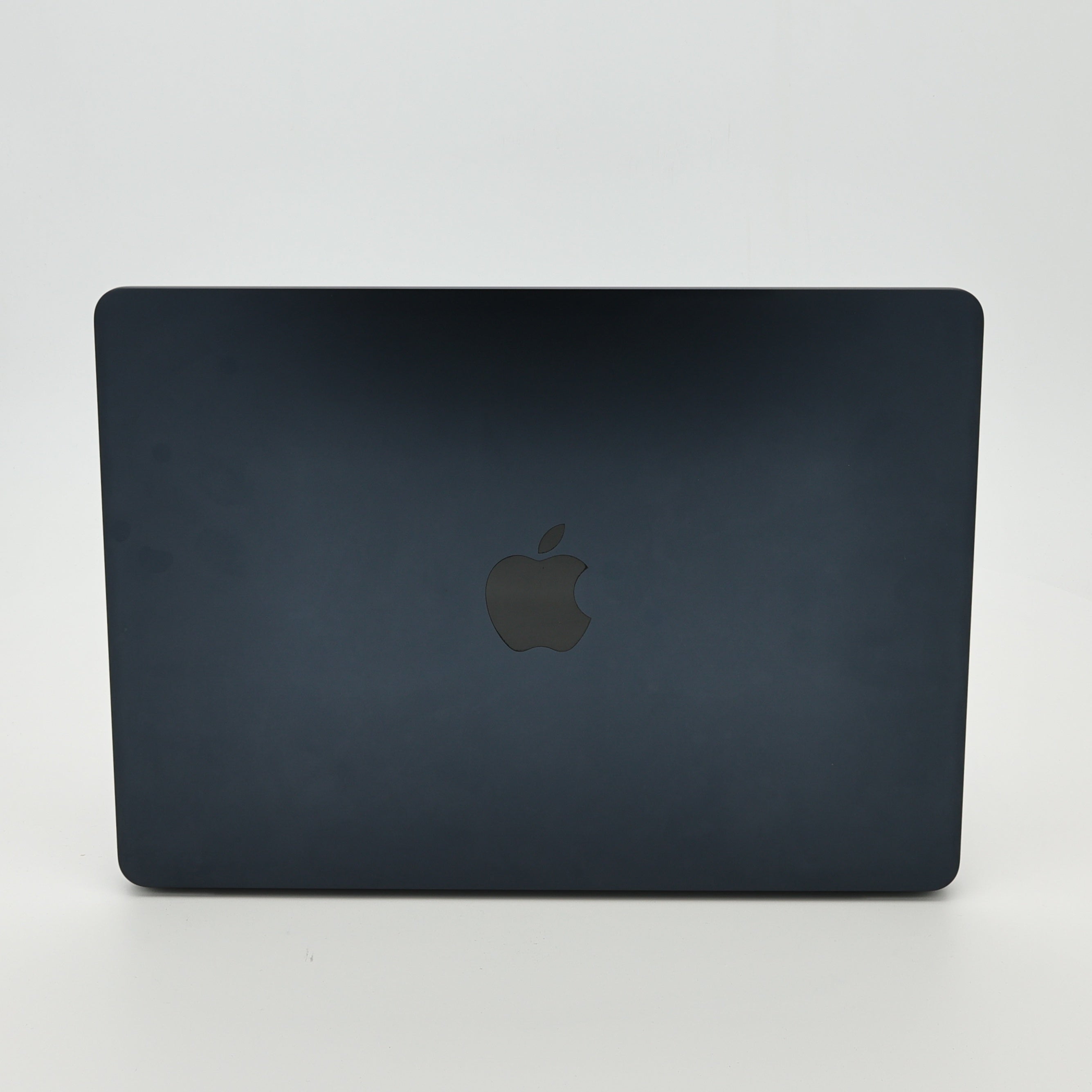 95新 Apple MacBook Air 22年 13寸 M2（8+8核） 16G RAM 256G SSD 午夜色