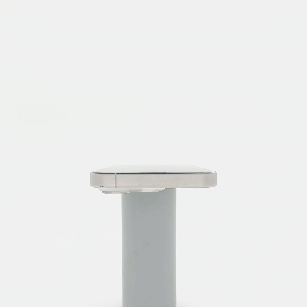 95新 Apple iPhone 15 Pro 128G 白色鈦金屬 中國大陸版