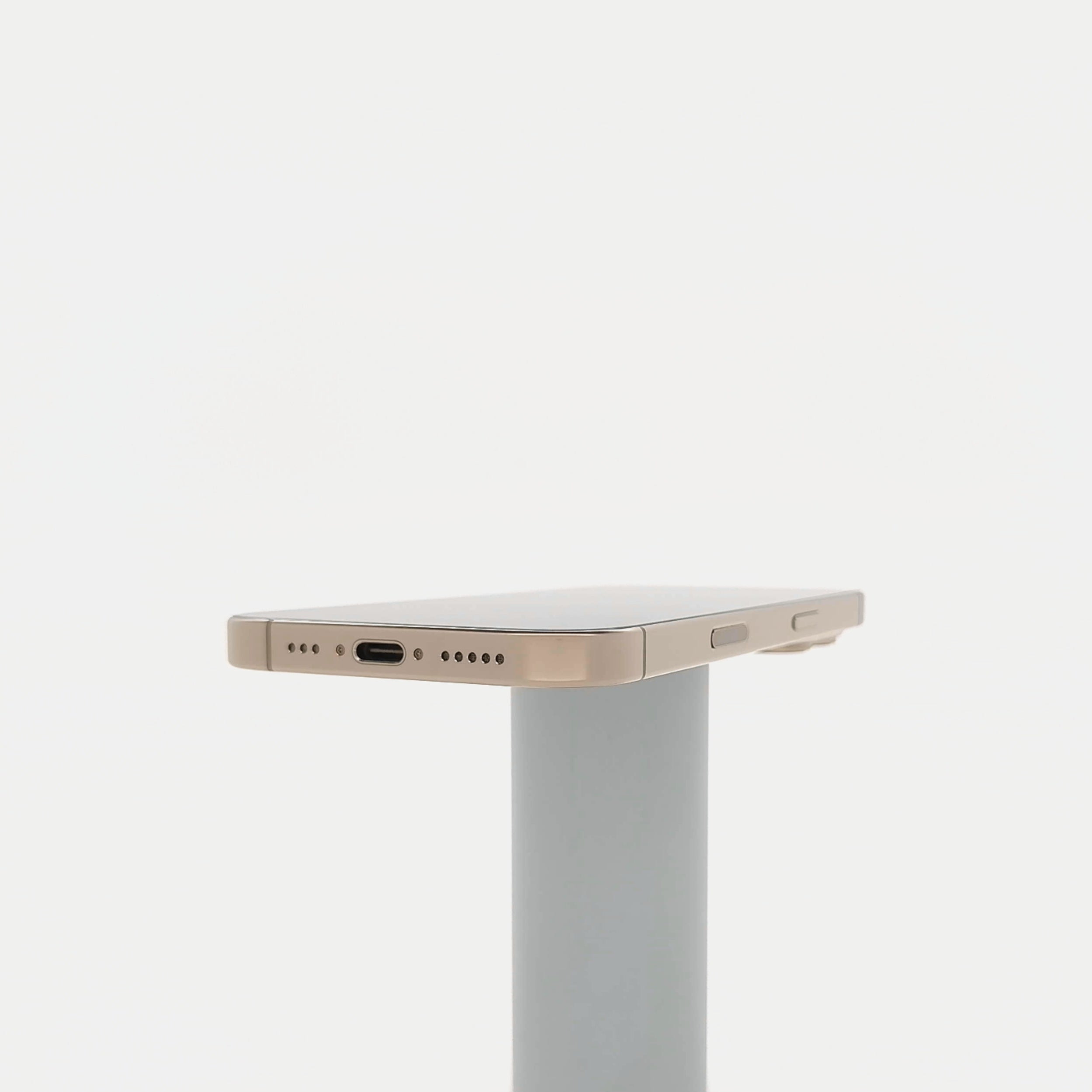 95新 Apple iPhone 16 Pro 128G 沙漠色鈦金屬 中國大陸版