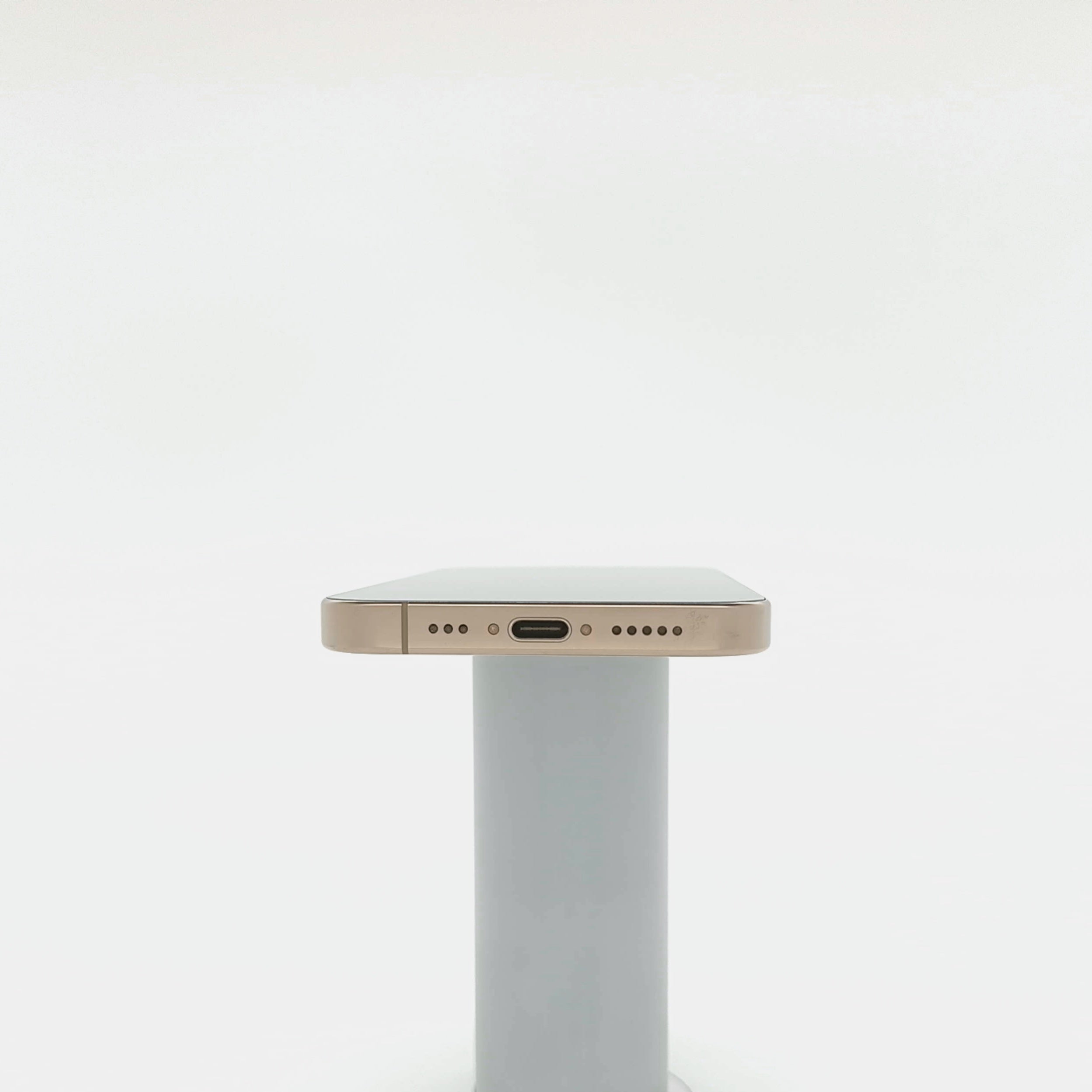 99新 Apple iPhone 16 Pro 128G 沙漠色鈦金屬 中國大陸版