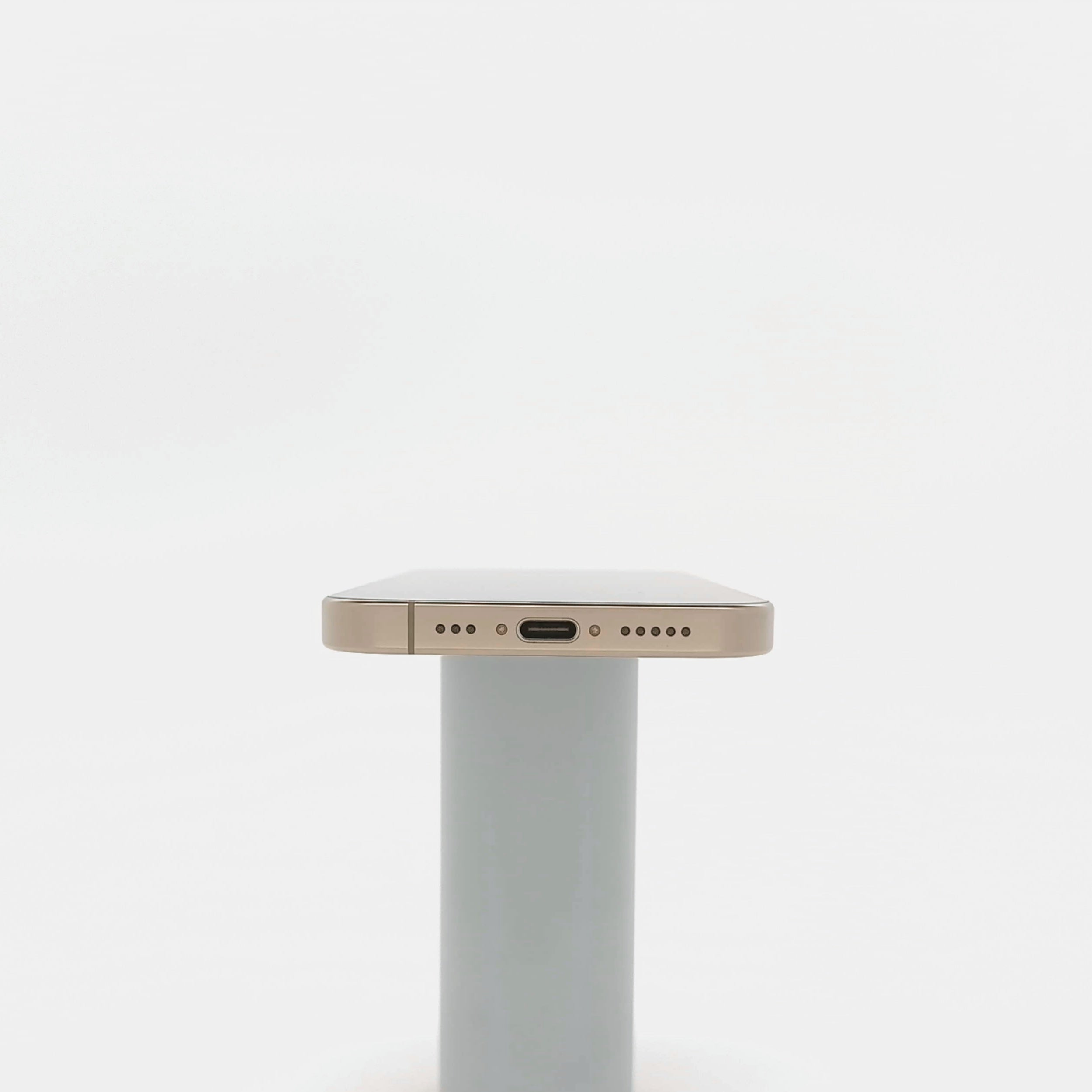 95新 Apple iPhone 16 Pro 128G 沙漠色鈦金屬 中國大陸版