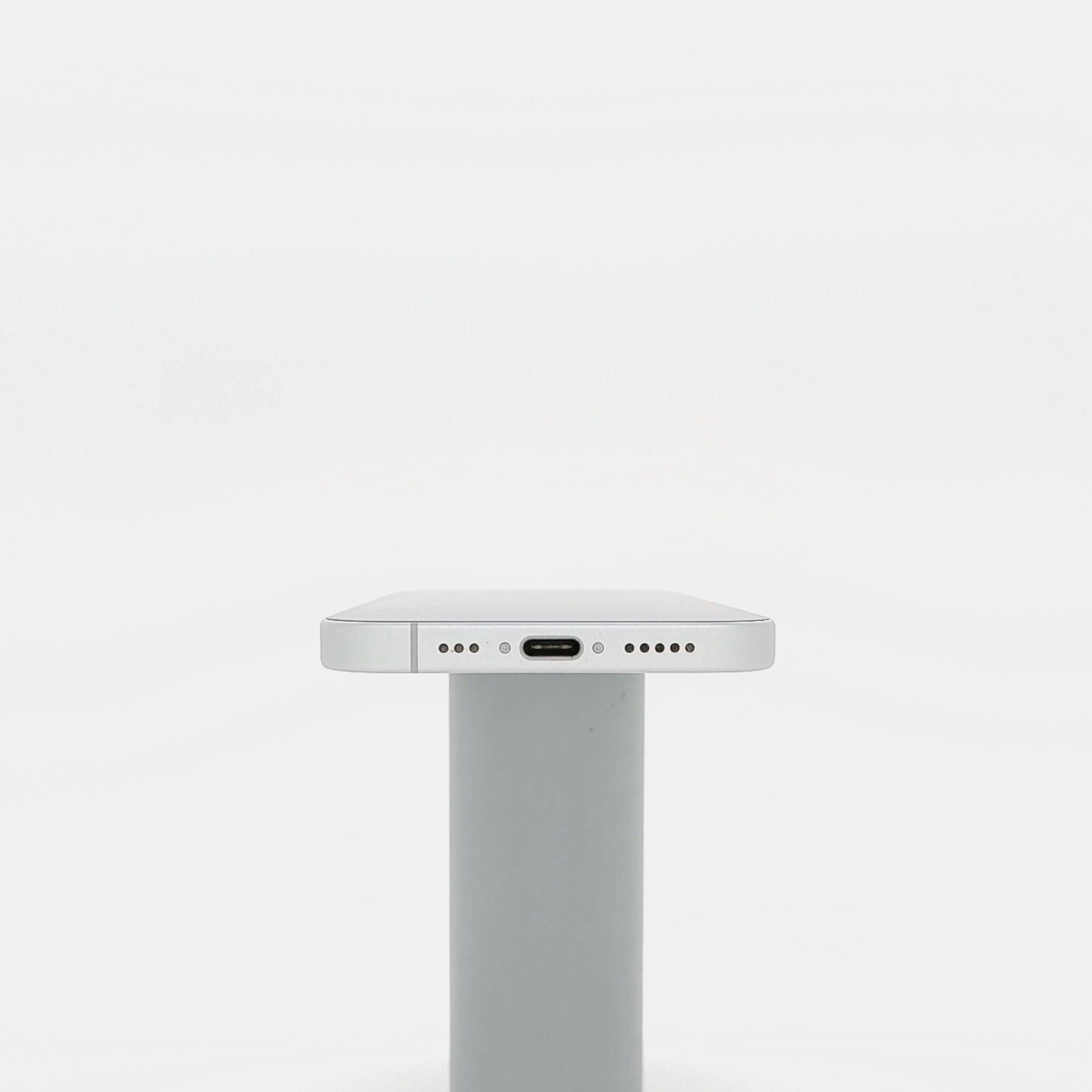 95新 Apple iPhone 16 128G 白色 中國大陸版