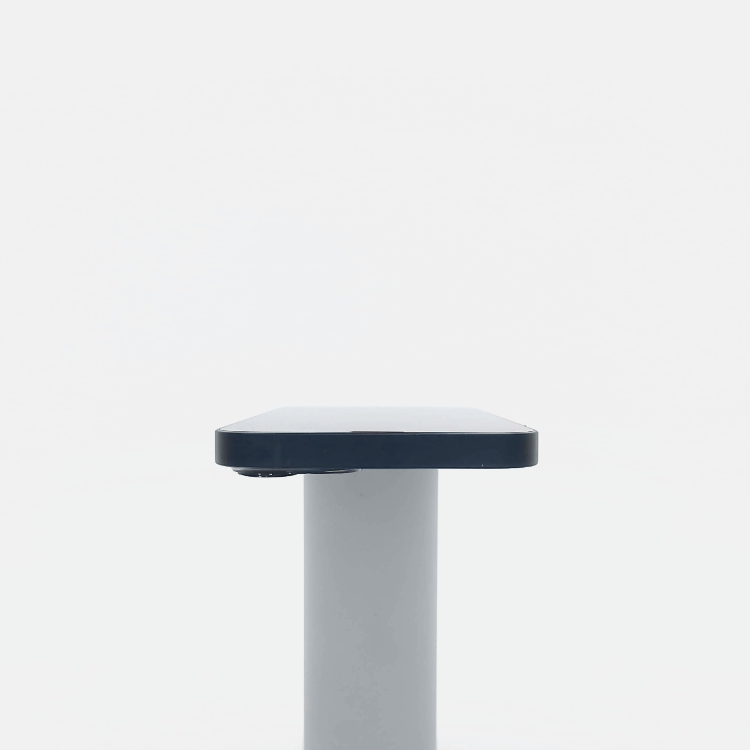 95新 Apple iPhone 13 256G 午夜色 中國大陸版